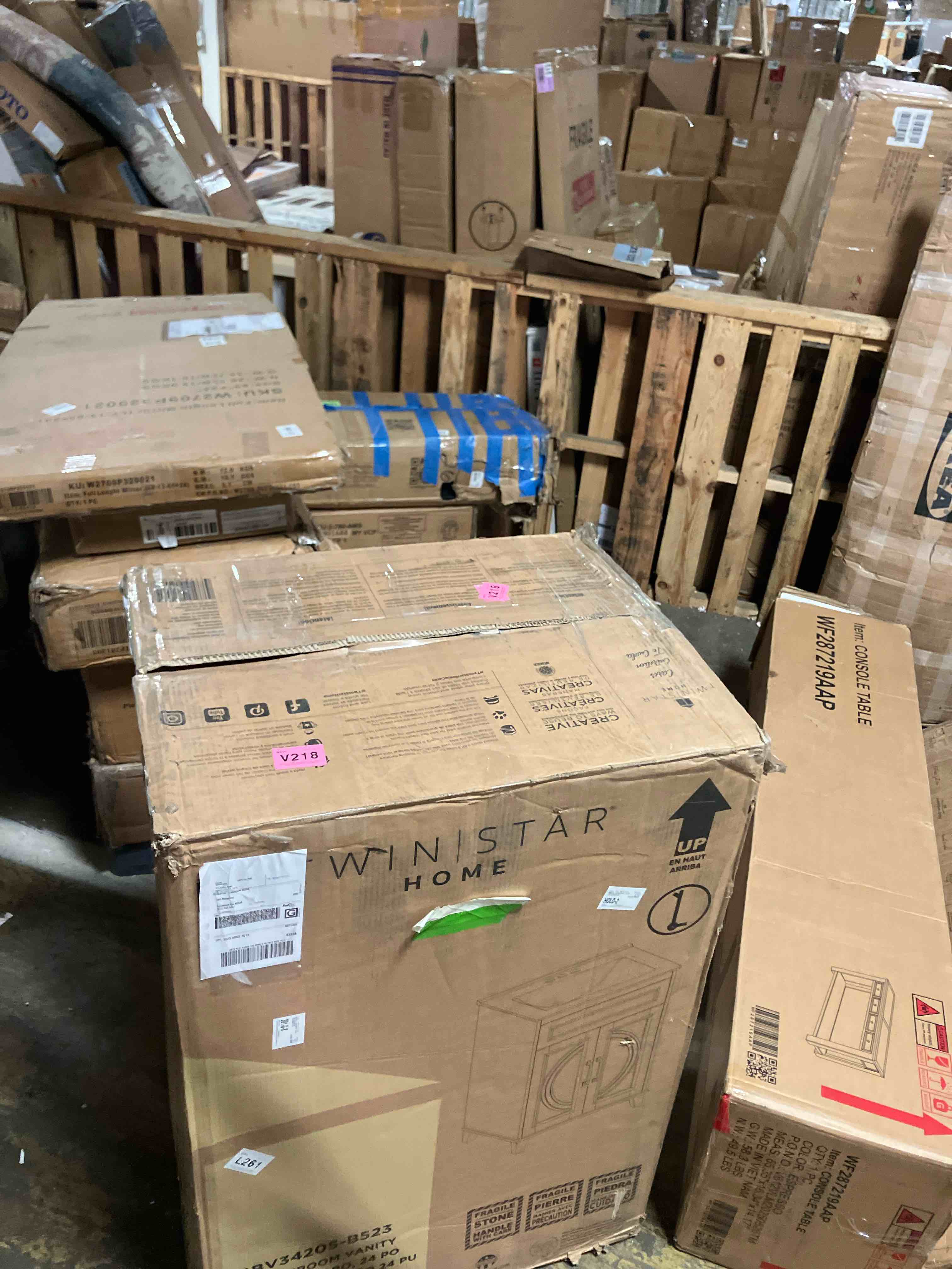 https://s3.amazonaws.com/lotting-images-prod/phillipi/GRA3635530_1758647697312.jpeg