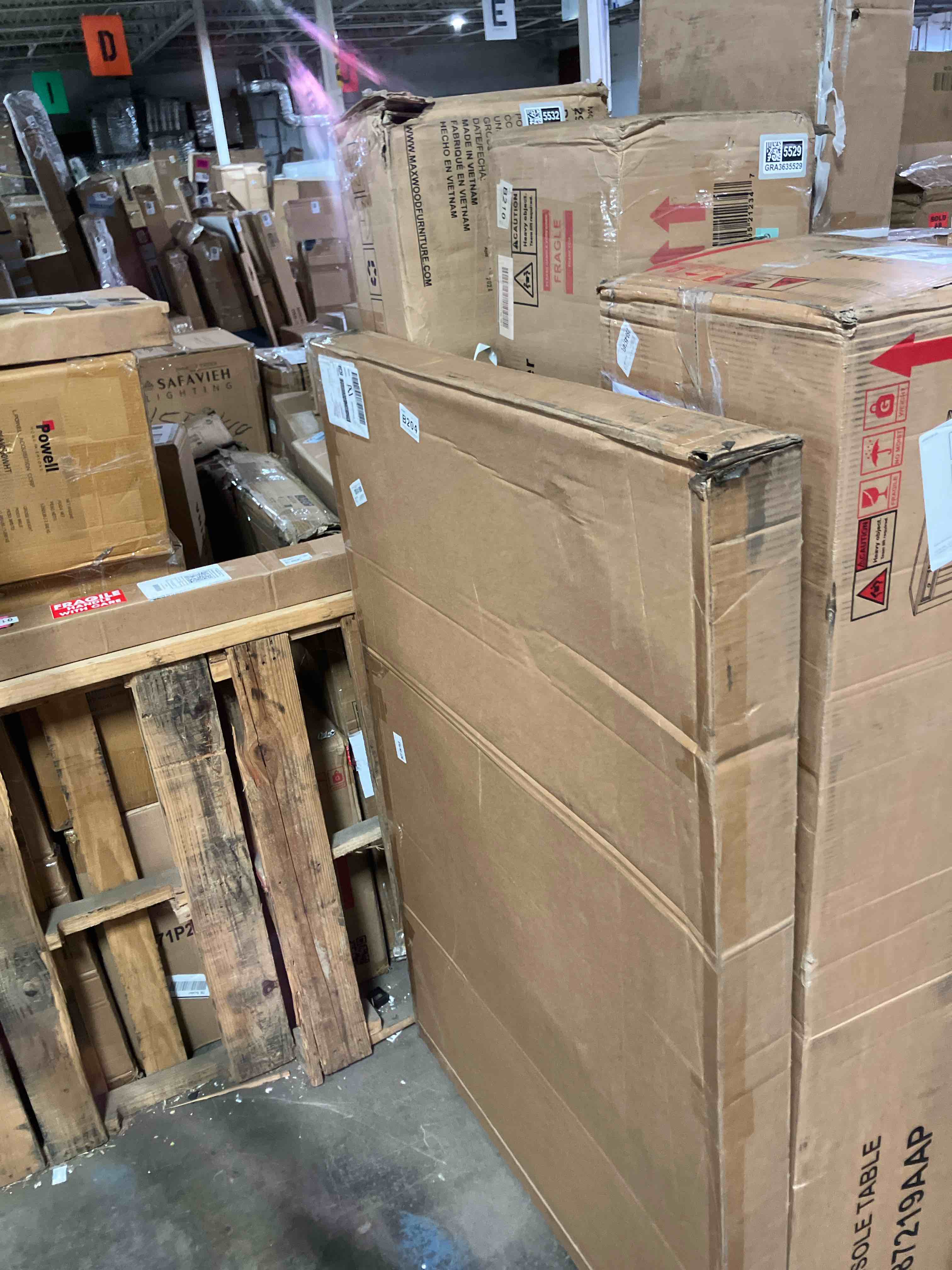 https://s3.amazonaws.com/lotting-images-prod/phillipi/GRA3635534_1758648316501.jpeg