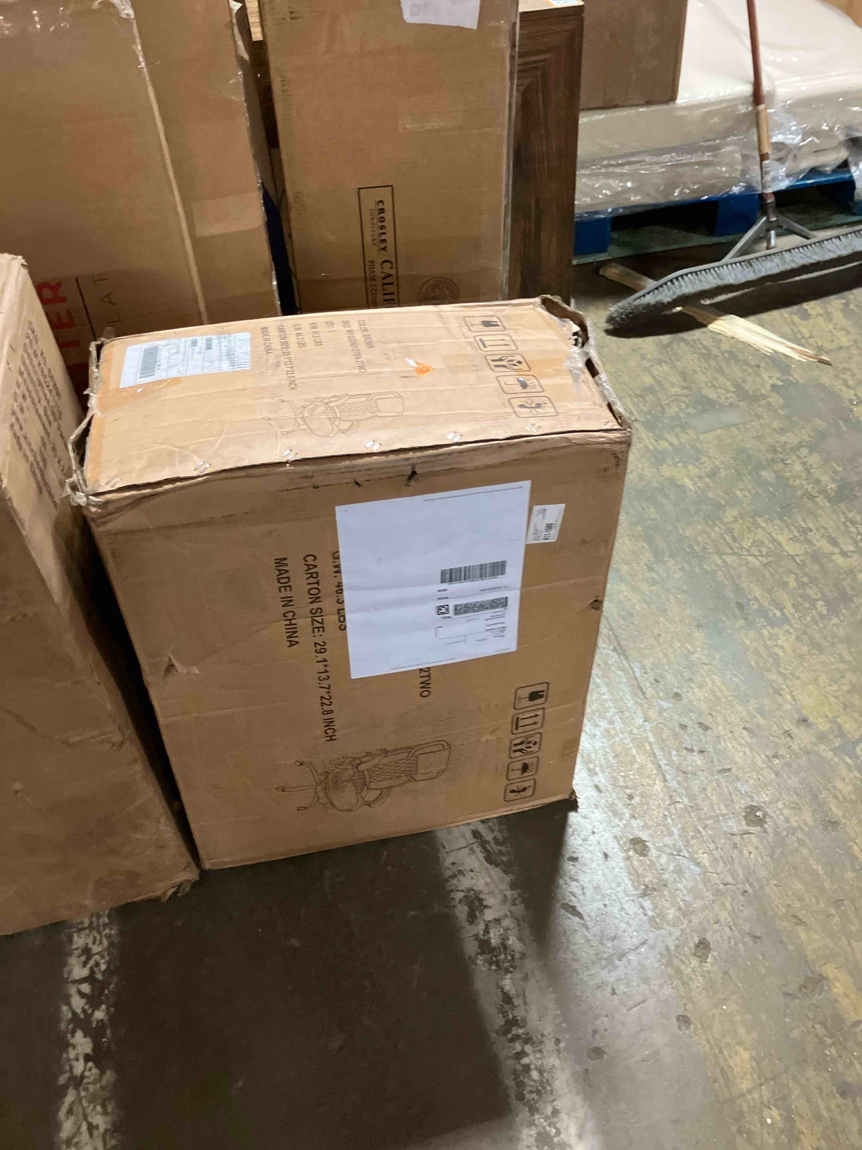 https://s3.amazonaws.com/lotting-images-prod/phillipi/GRA3635653_1758726356189.jpeg