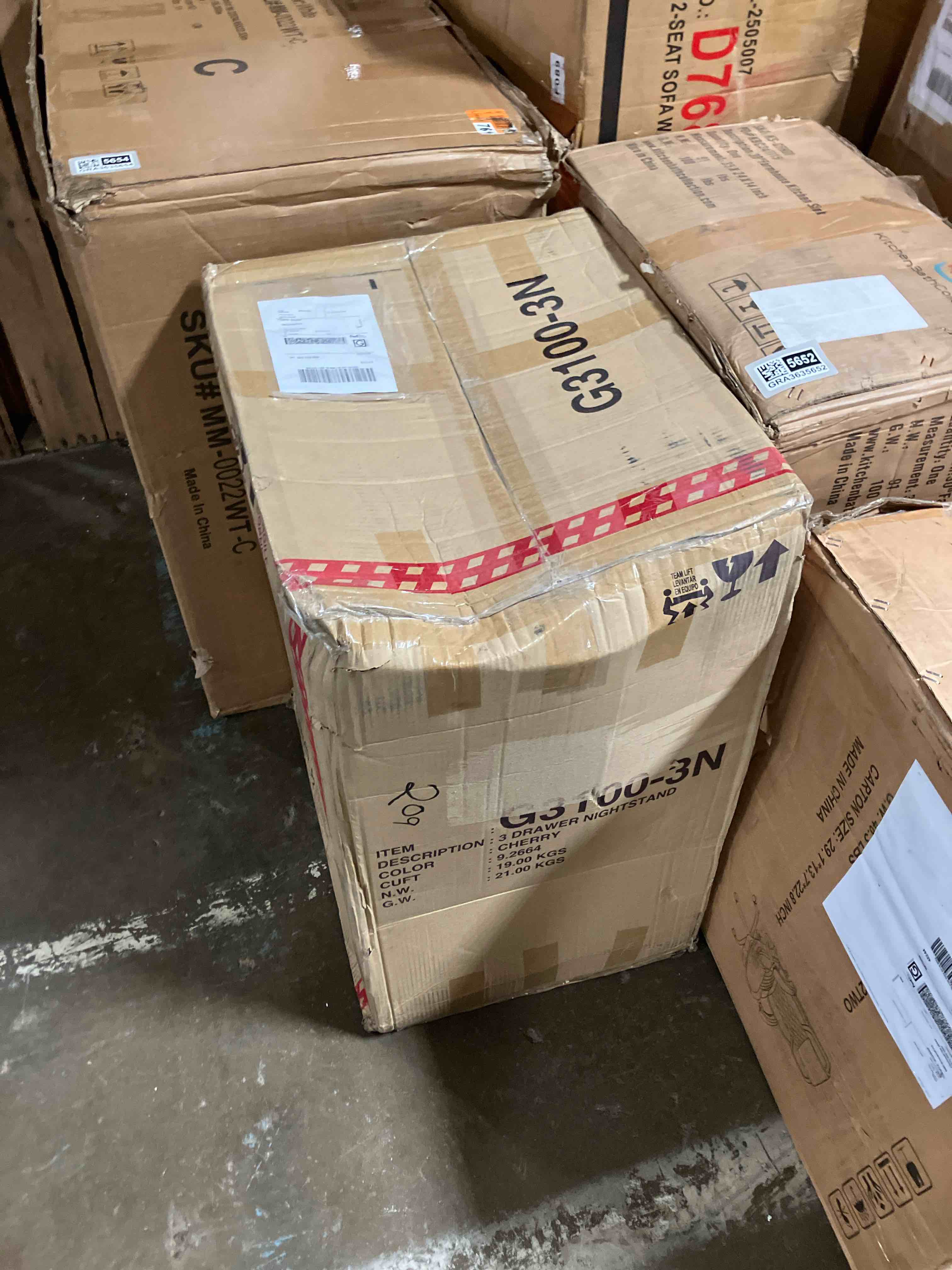 https://s3.amazonaws.com/lotting-images-prod/phillipi/GRA3635655_1758726753498.jpeg