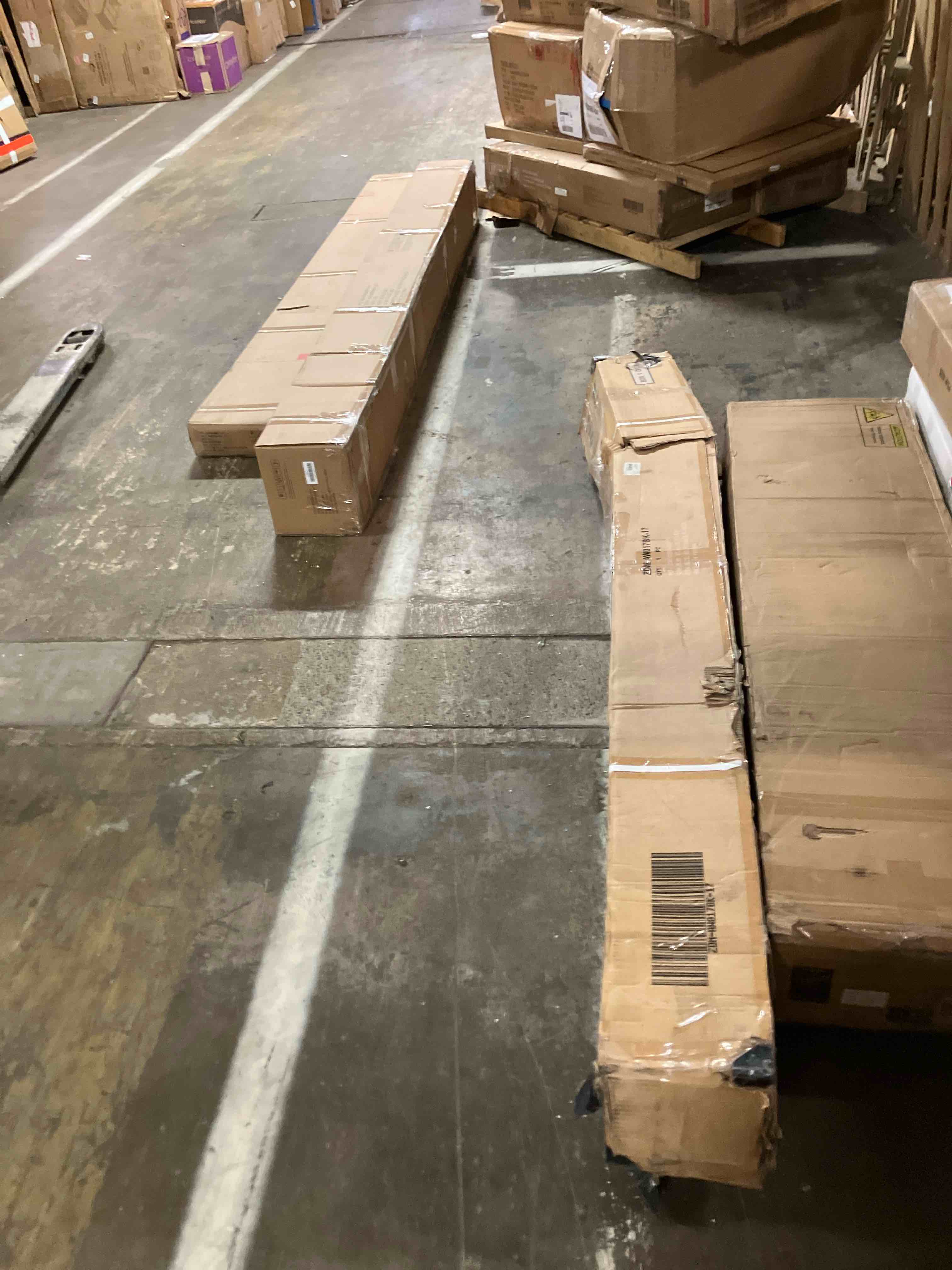 https://s3.amazonaws.com/lotting-images-prod/phillipi/GRA3635658_1758727157636.jpeg