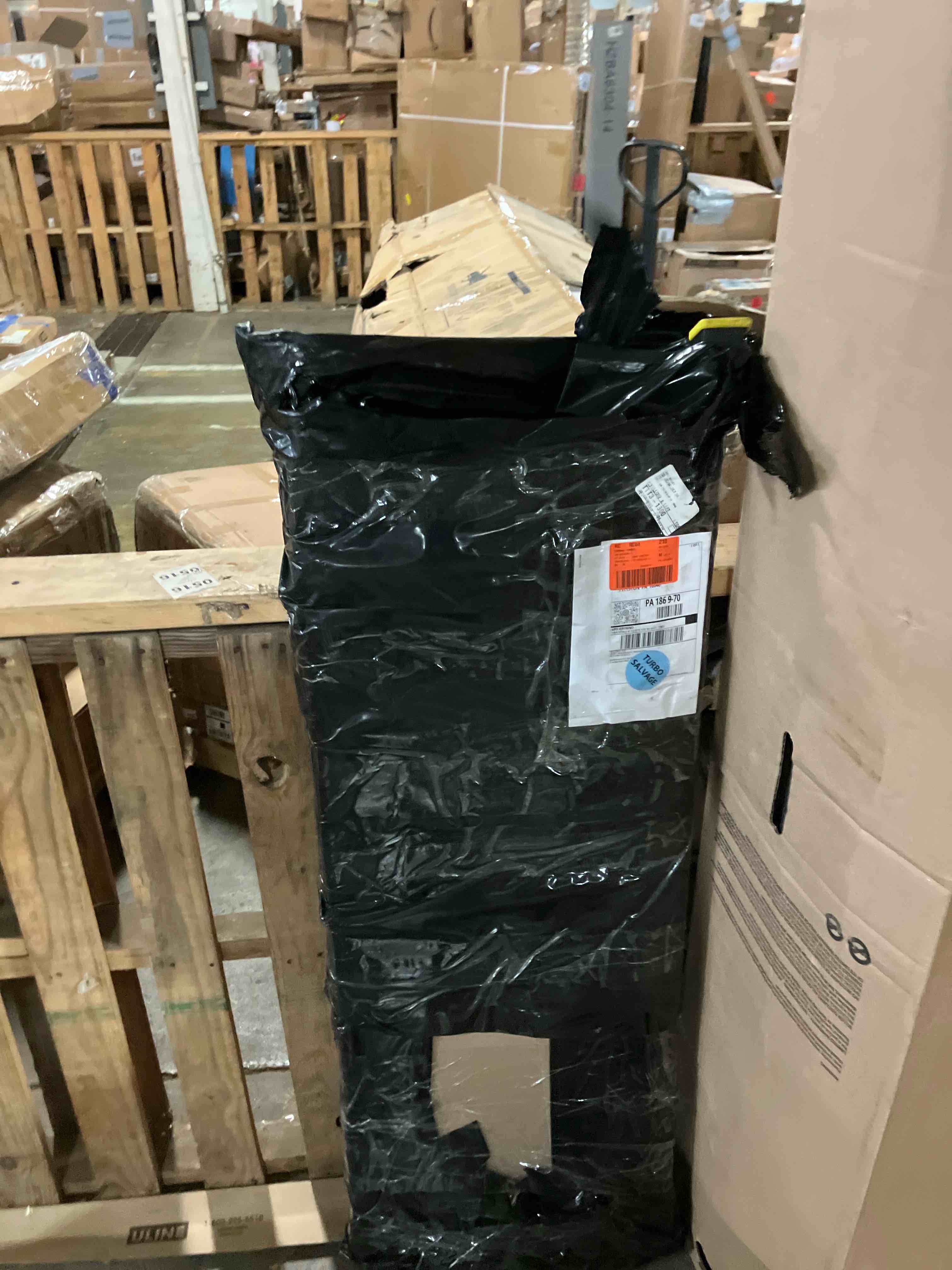 https://s3.amazonaws.com/lotting-images-prod/phillipi/GRA3635676_1758730392276.jpeg