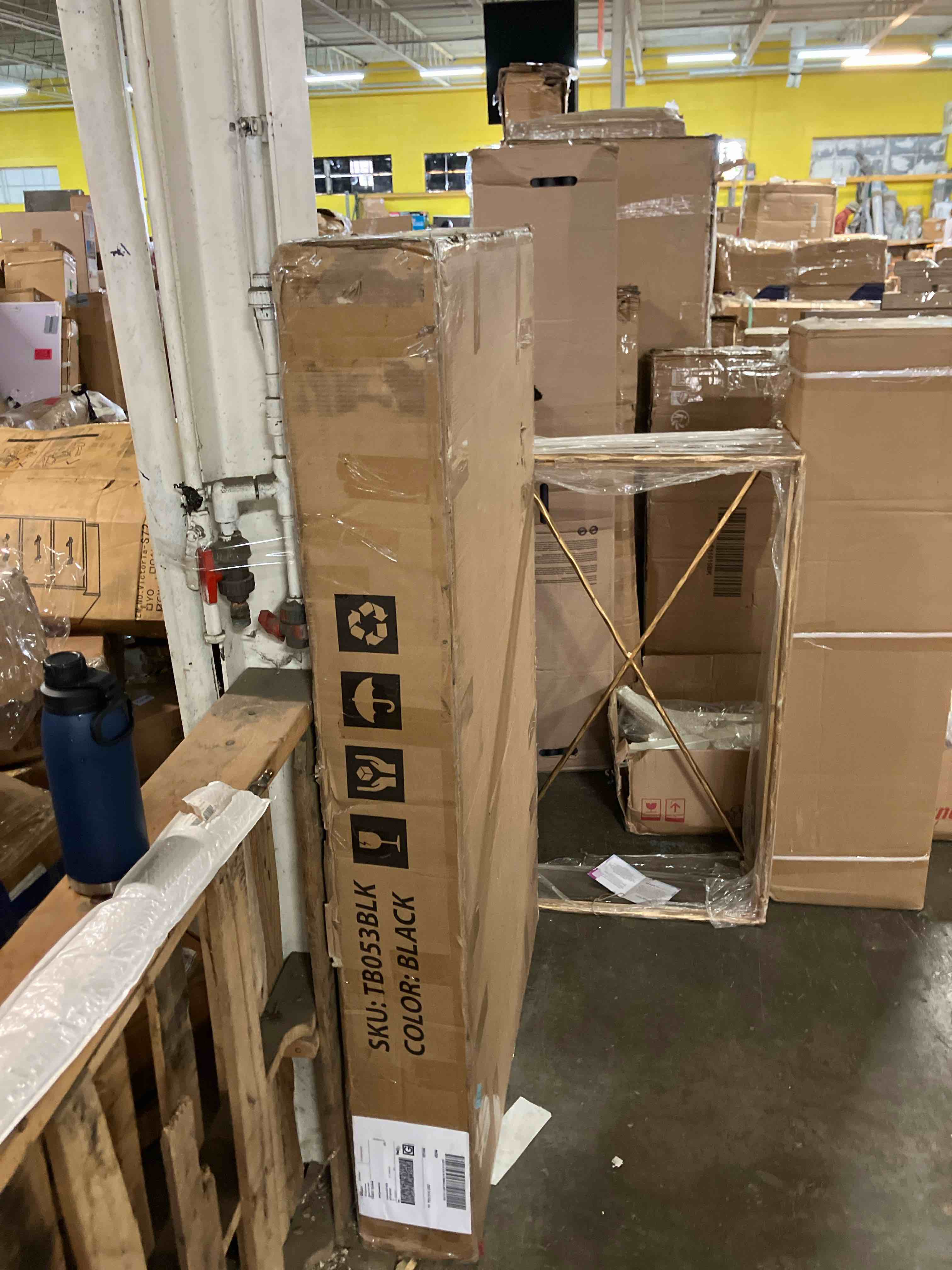 https://s3.amazonaws.com/lotting-images-prod/phillipi/GRA3635684_1758731286453.jpeg