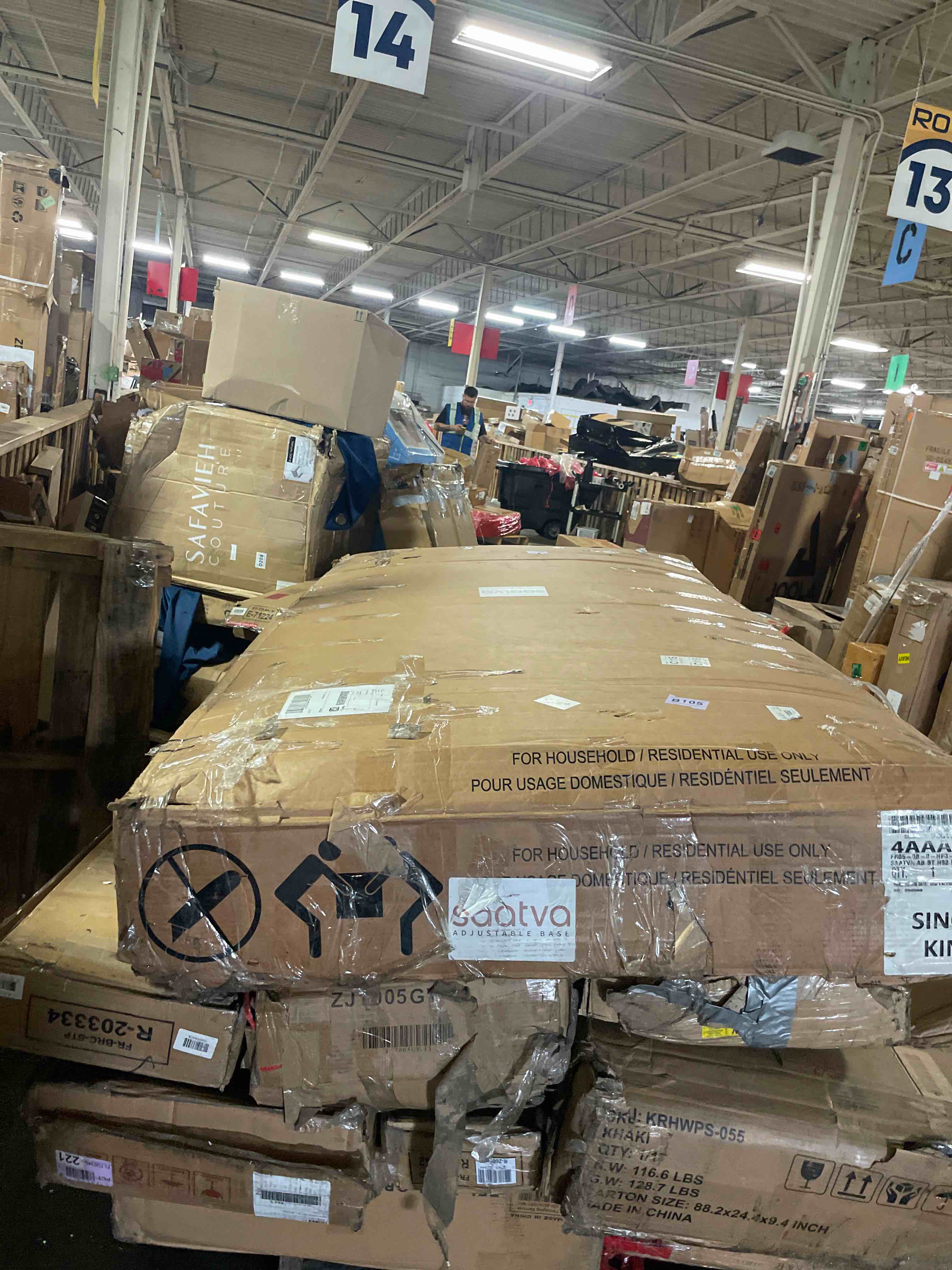https://s3.amazonaws.com/lotting-images-prod/phillipi/GRA3635751_1758733733556.jpeg