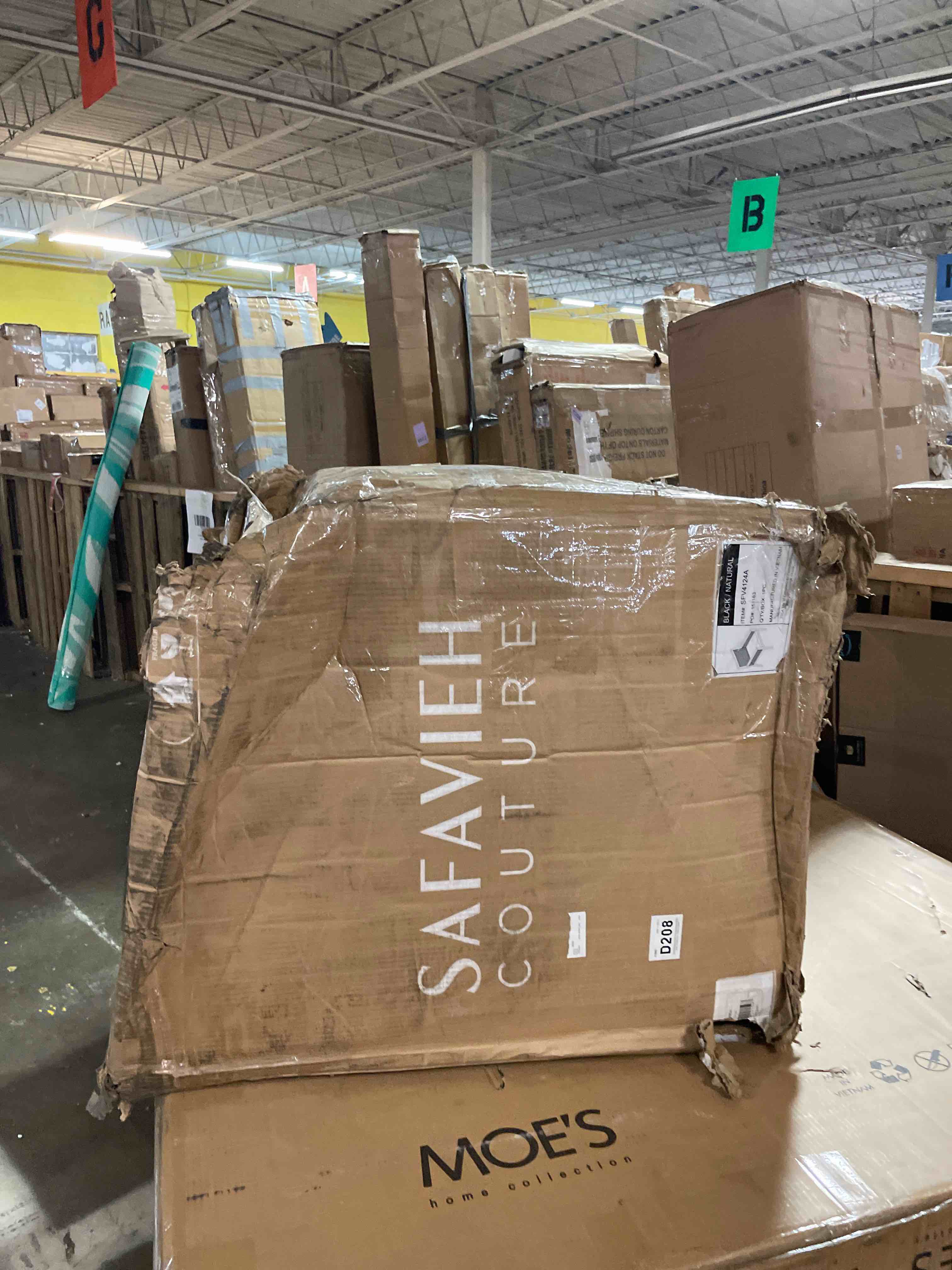 https://s3.amazonaws.com/lotting-images-prod/phillipi/GRA3635766_1758739314844.jpeg