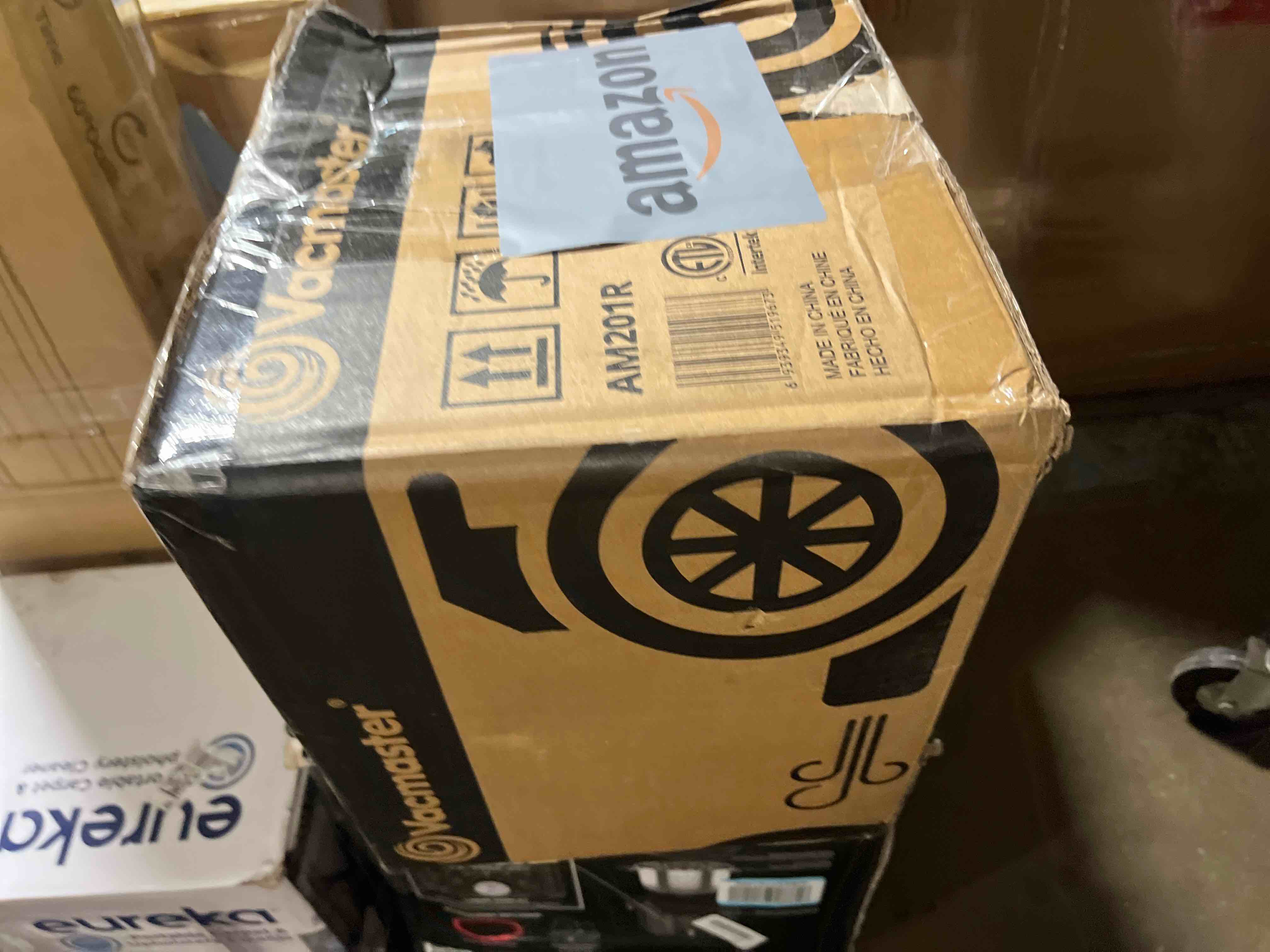 https://s3.amazonaws.com/lotting-images-prod/phillipi/GRA3635832_1758812984937.jpeg