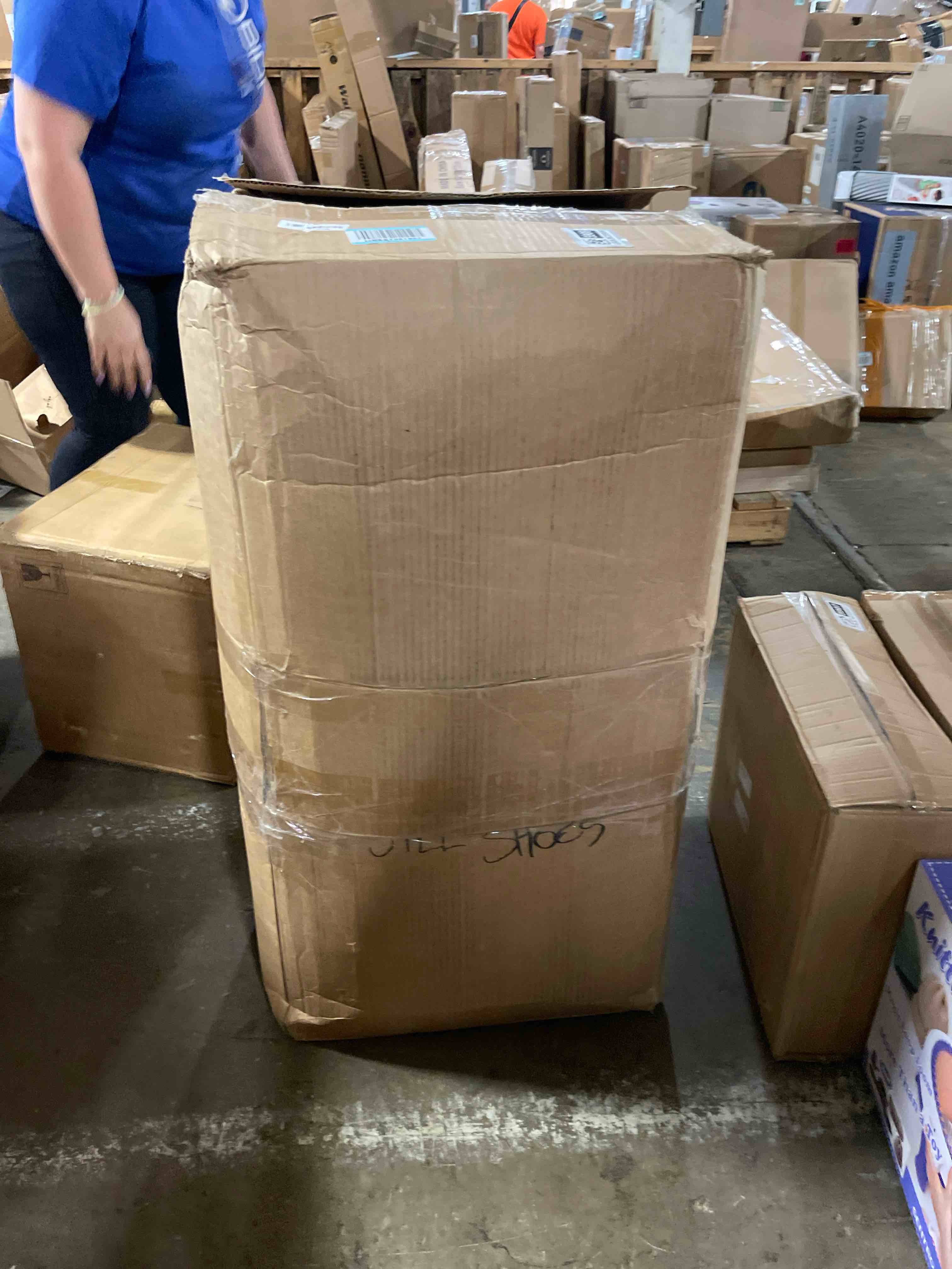 https://s3.amazonaws.com/lotting-images-prod/phillipi/GRA3635908_1758831881277.jpeg