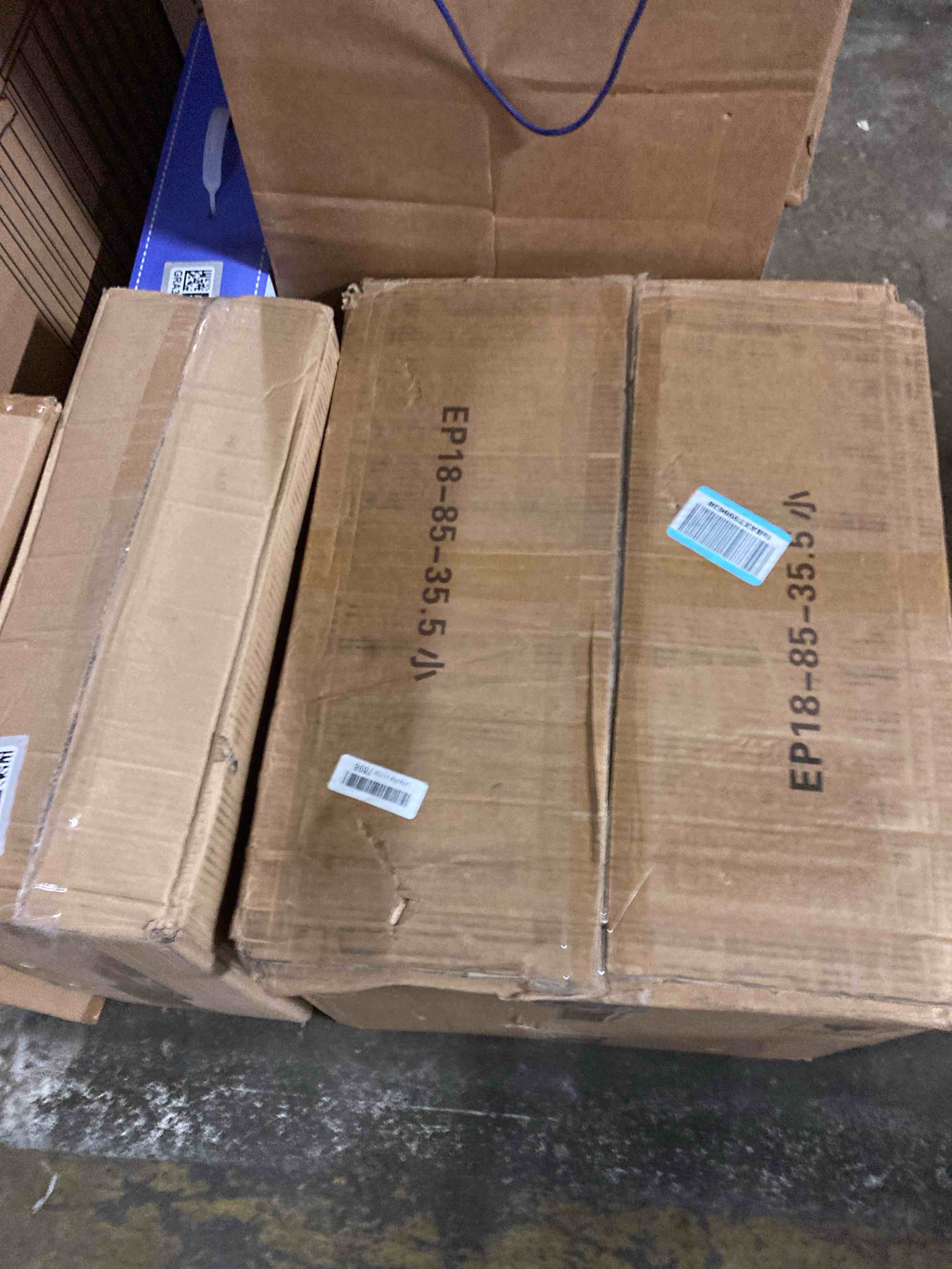 https://s3.amazonaws.com/lotting-images-prod/phillipi/GRA3635912_1758832910797.jpeg