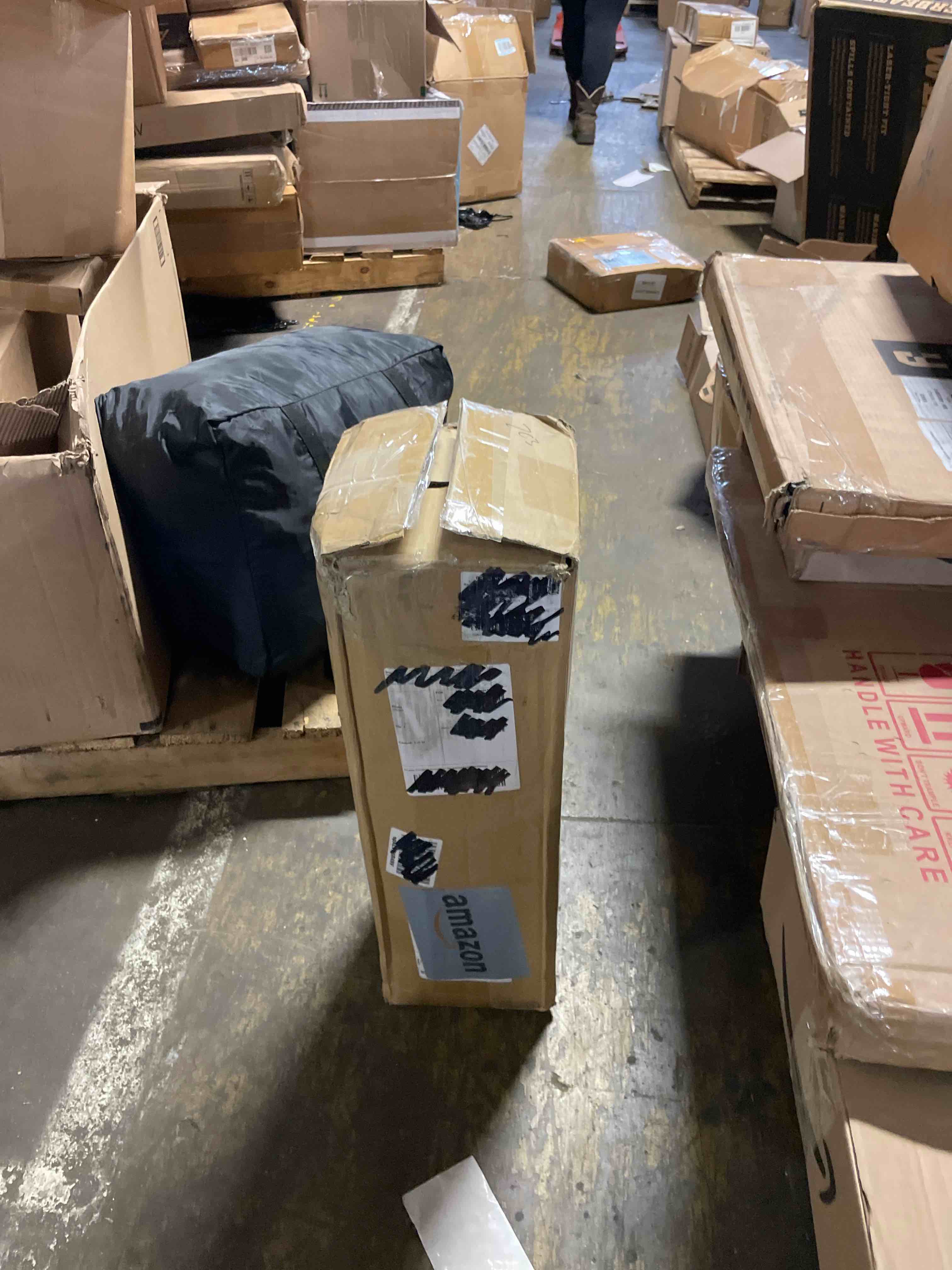 https://s3.amazonaws.com/lotting-images-prod/phillipi/GRA3635930_1758834842805.jpeg