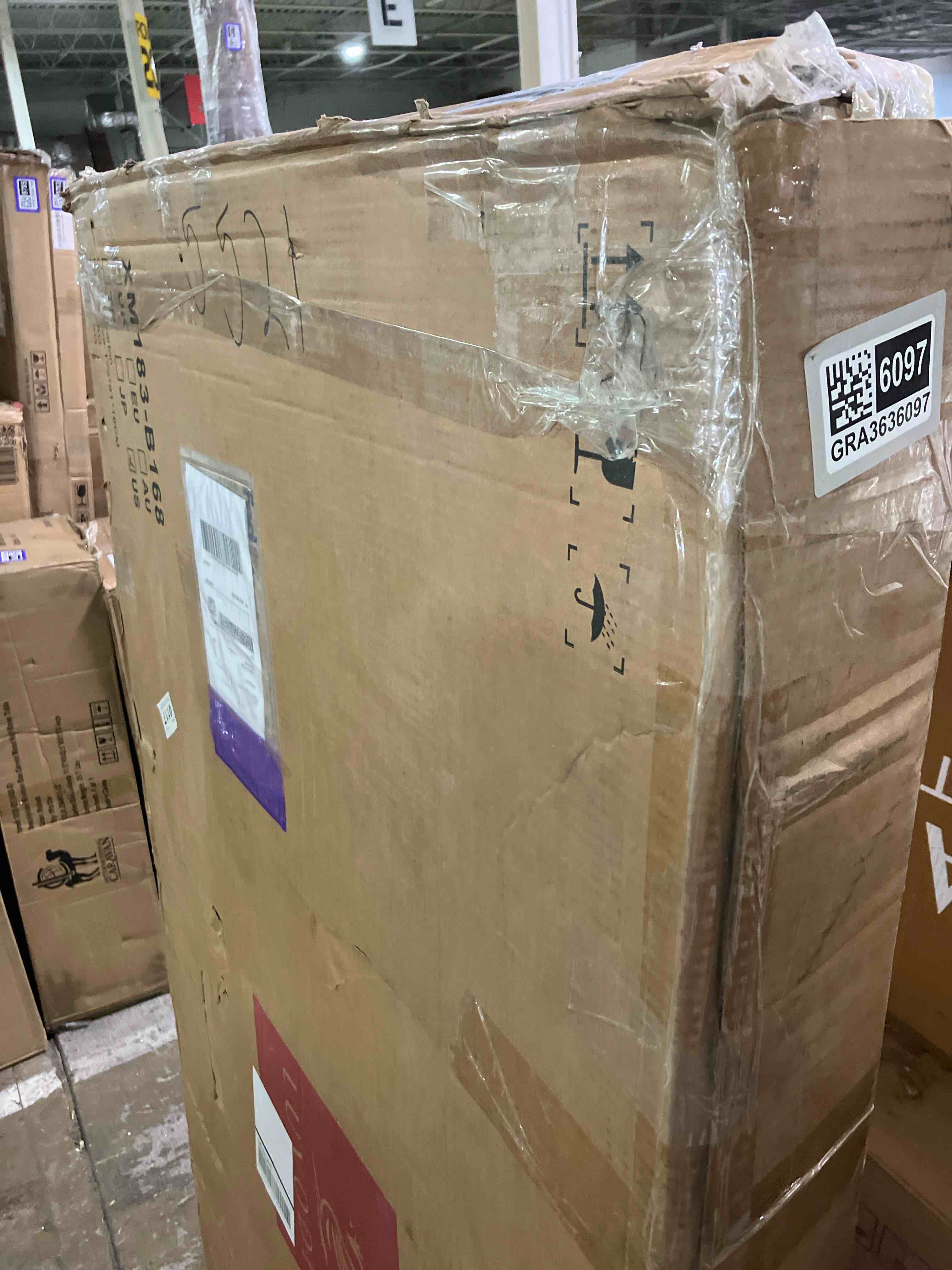 https://s3.amazonaws.com/lotting-images-prod/phillipi/GRA3636097_1759258136754.jpeg