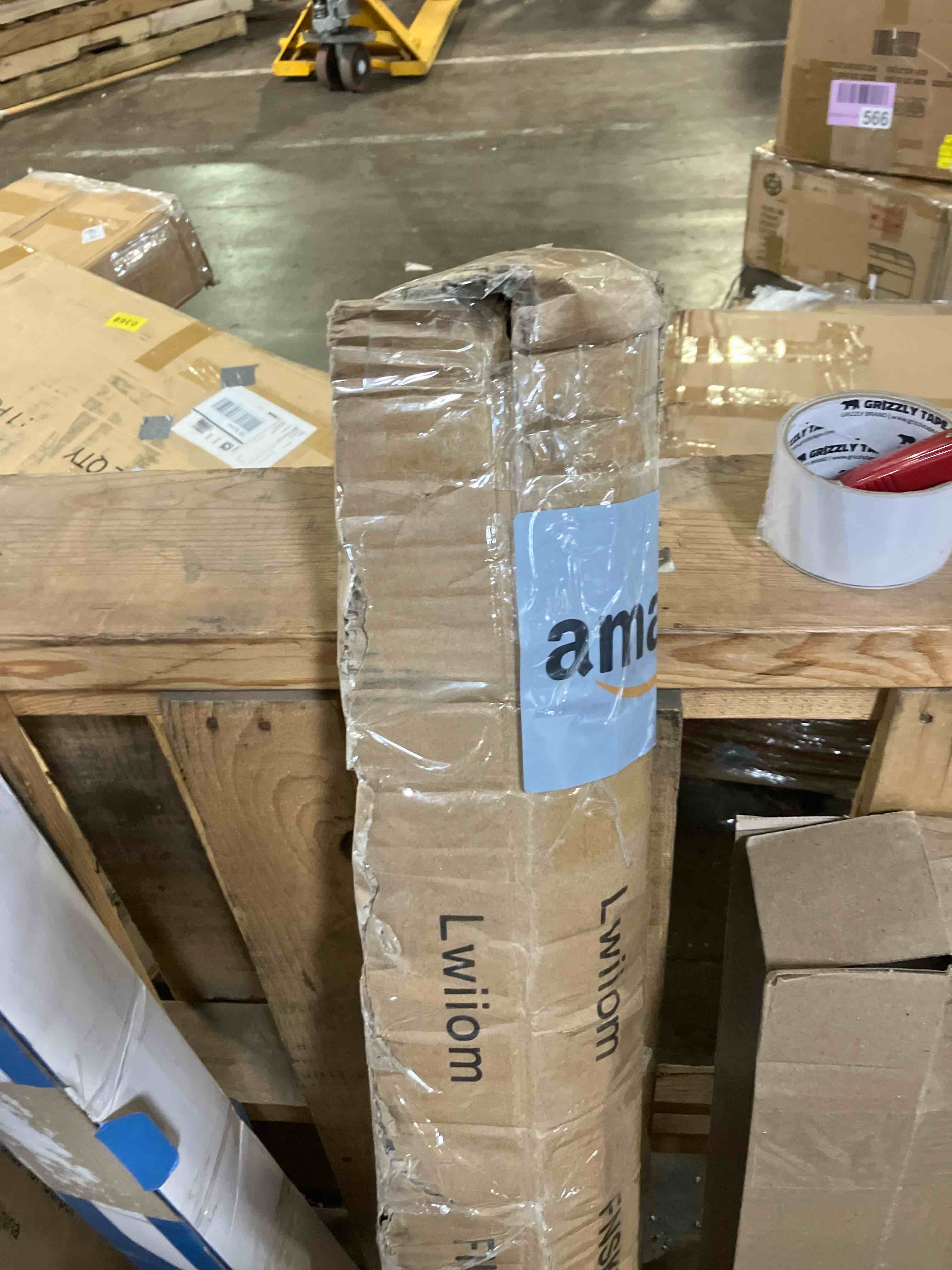https://s3.amazonaws.com/lotting-images-prod/phillipi/GRA3636127_1759414285001.jpeg