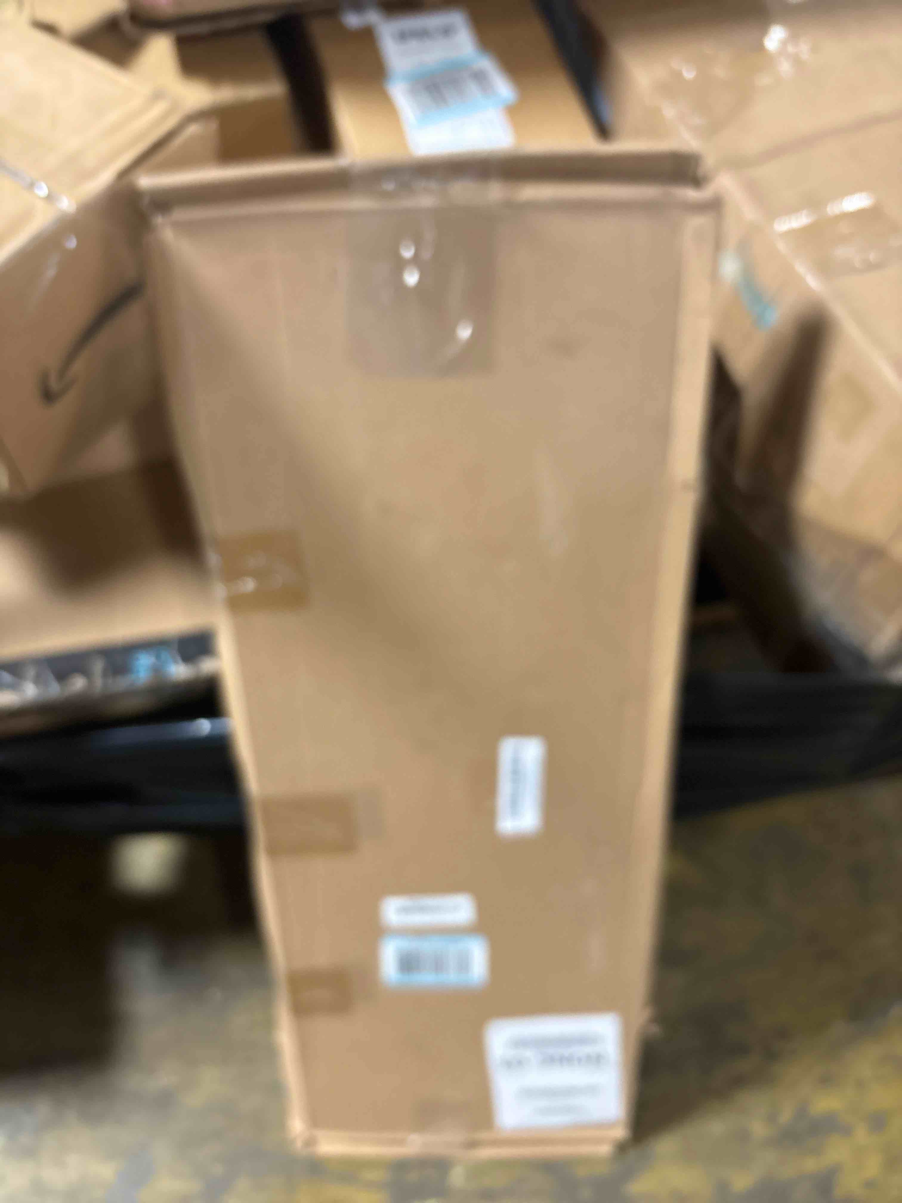 https://s3.amazonaws.com/lotting-images-prod/phillipi/GRA3637031_1757443199686.jpeg