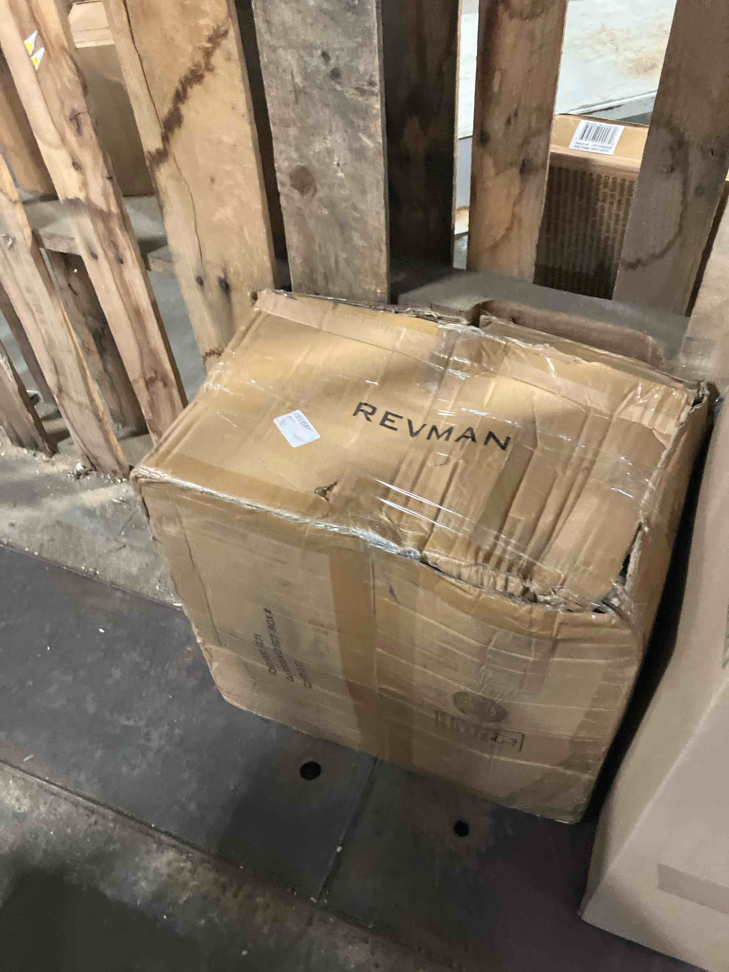 https://s3.amazonaws.com/lotting-images-prod/phillipi/GRA3637810_1759520119911.jpeg