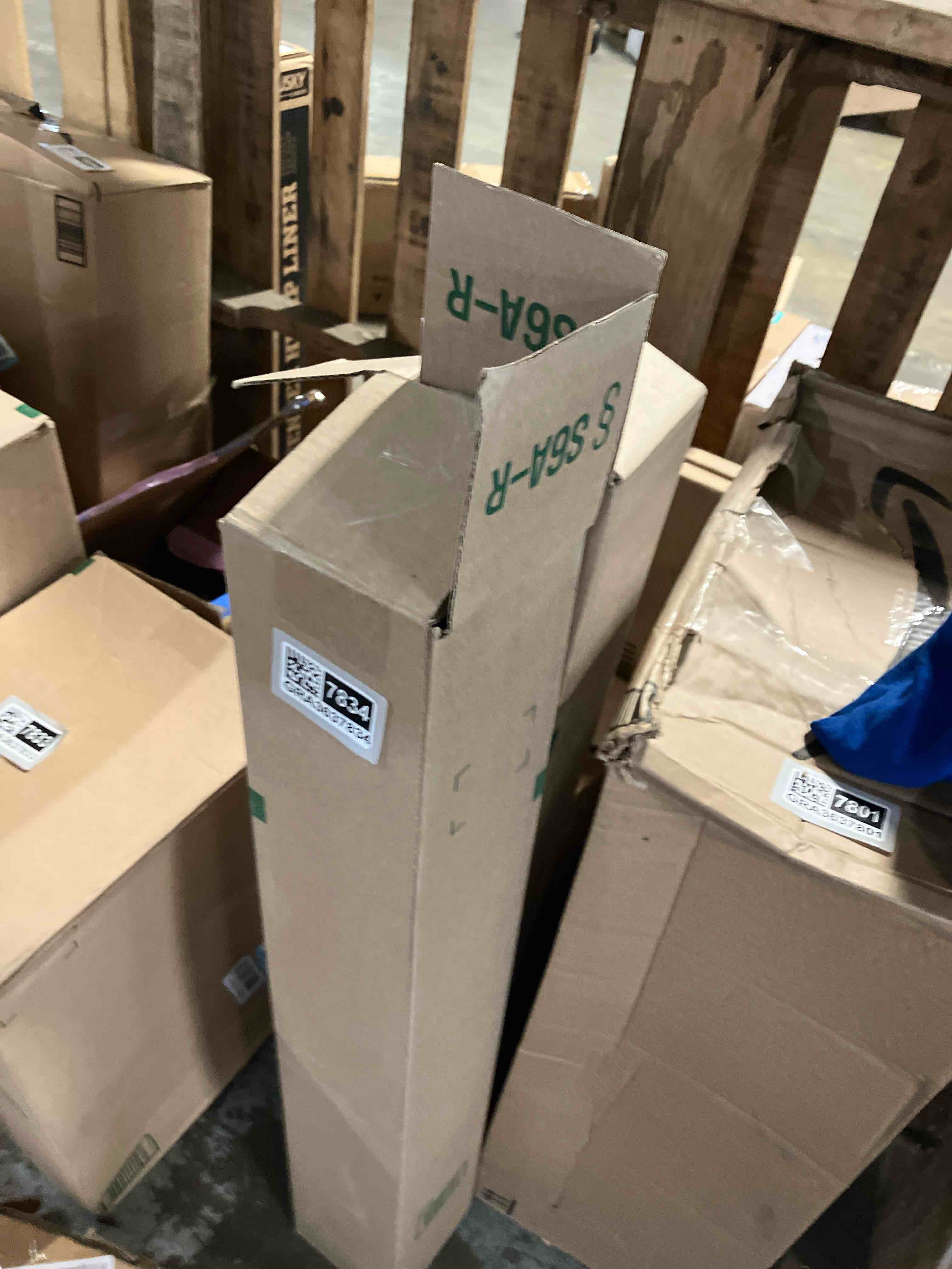 https://s3.amazonaws.com/lotting-images-prod/phillipi/GRA3637834_1759525652943.jpeg