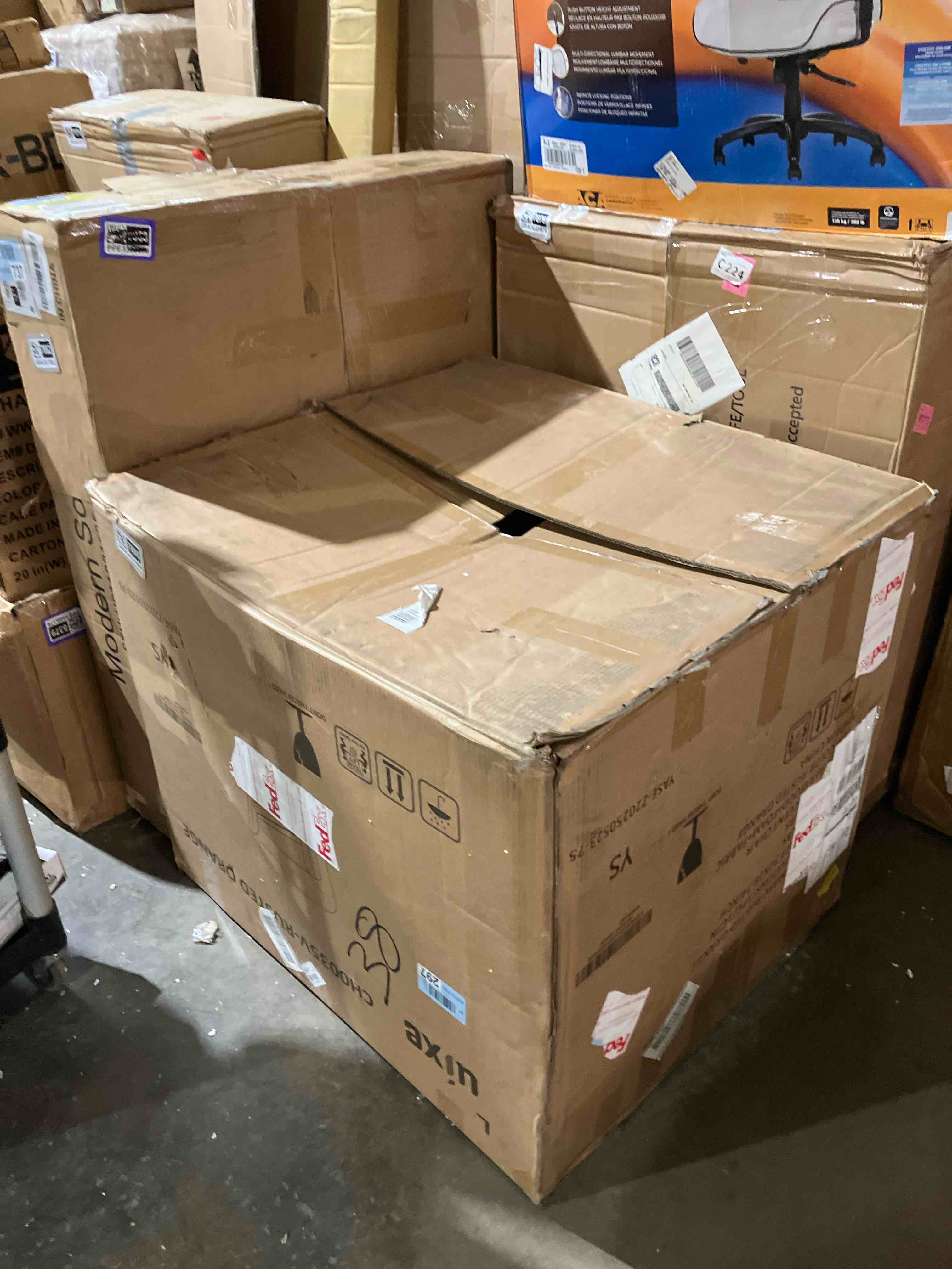 https://s3.amazonaws.com/lotting-images-prod/phillipi/GRA3637886_1760378889444.jpeg