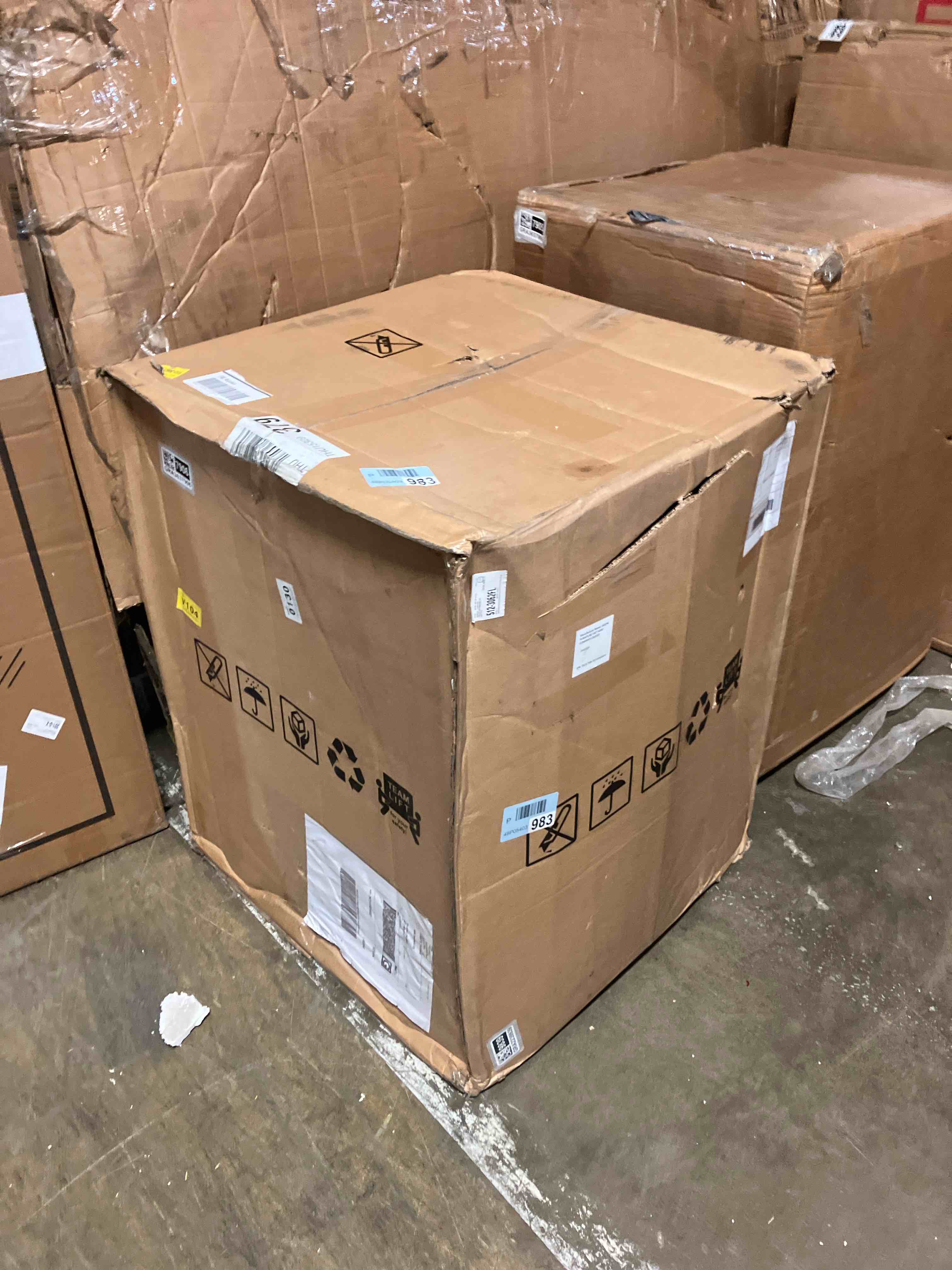 https://s3.amazonaws.com/lotting-images-prod/phillipi/GRA3637906_1759935761697.jpeg