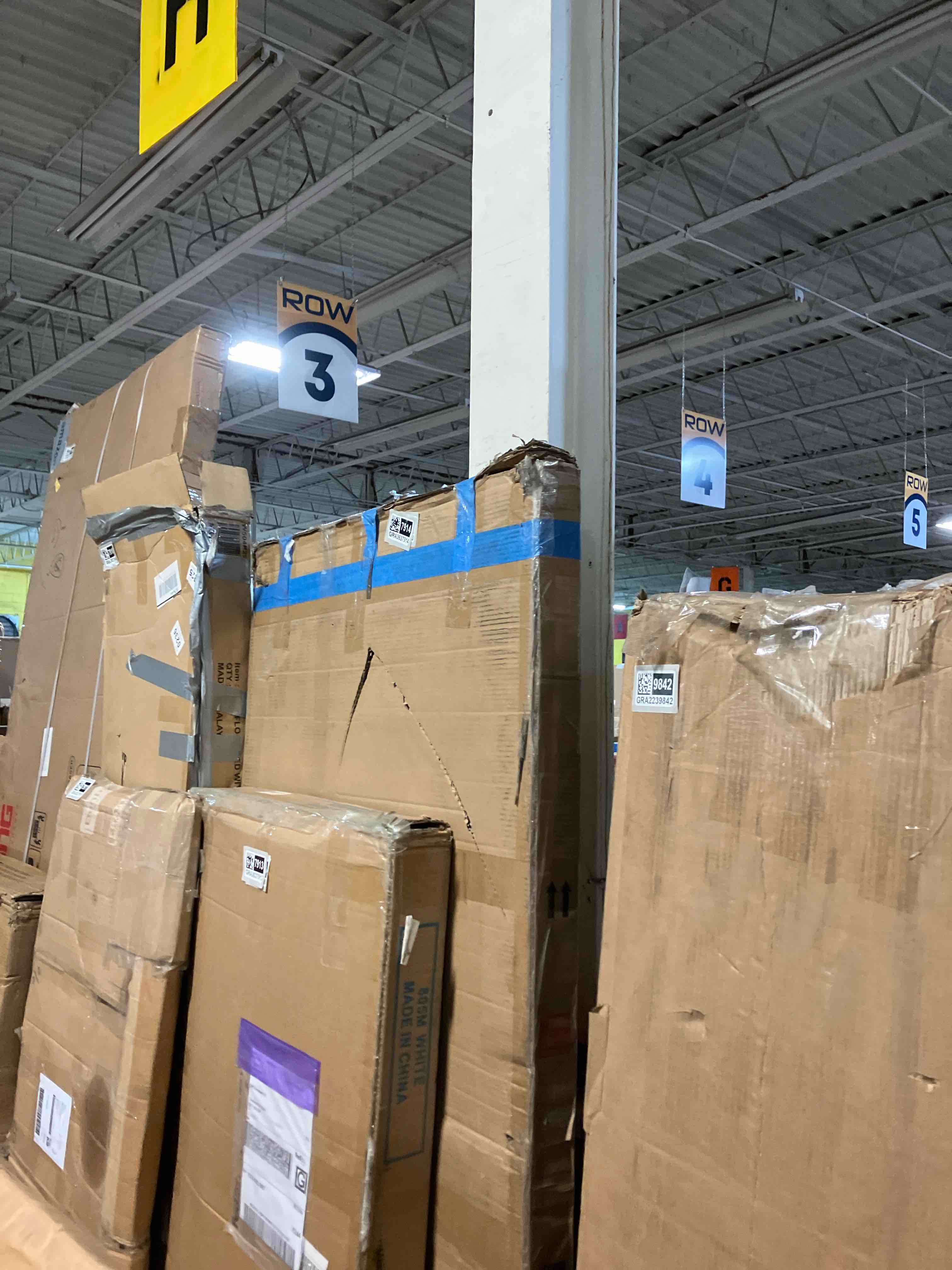 https://s3.amazonaws.com/lotting-images-prod/phillipi/GRA3637914_1759937502833.jpeg