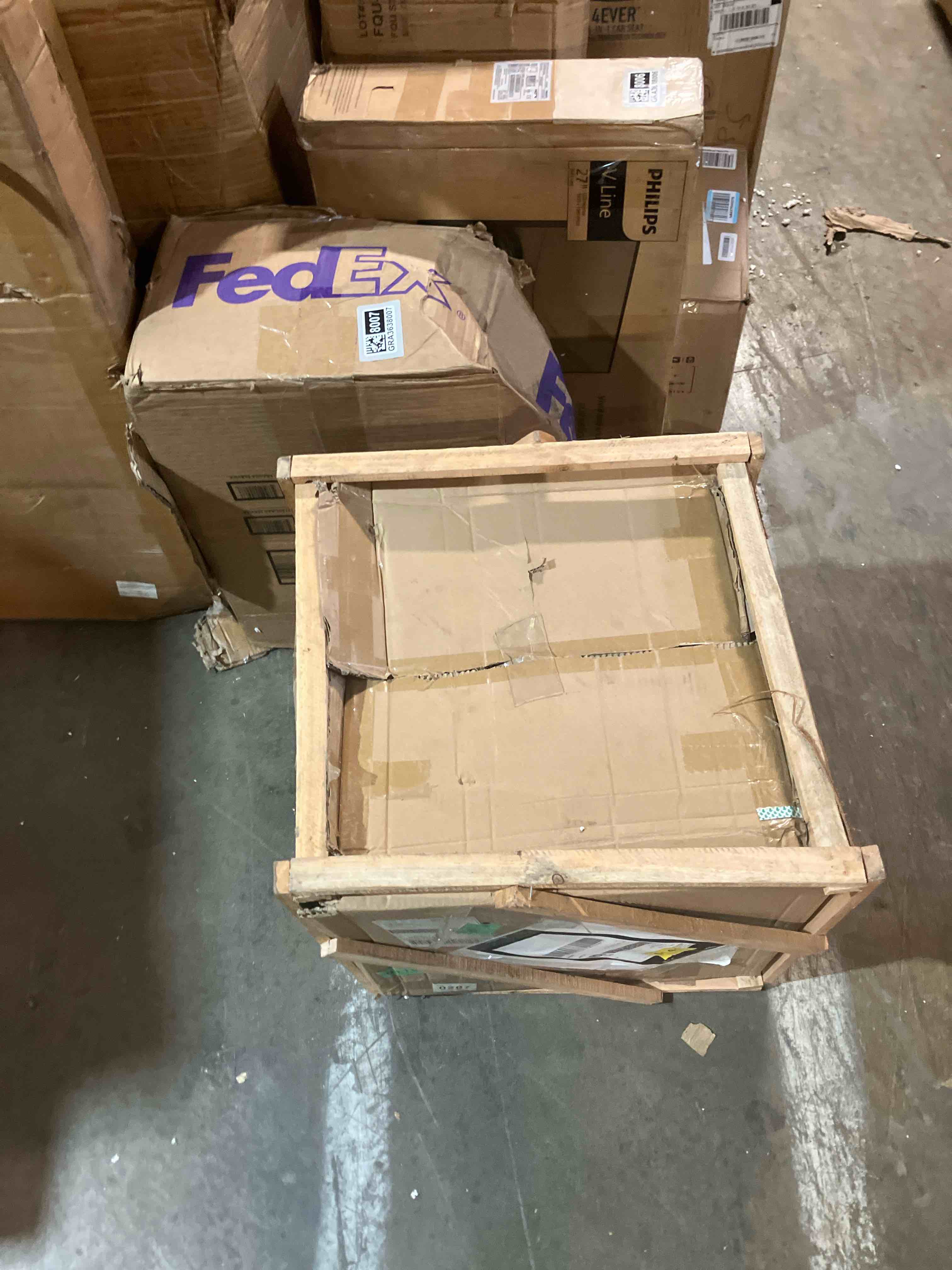 https://s3.amazonaws.com/lotting-images-prod/phillipi/GRA3638008_1760022312320.jpeg
