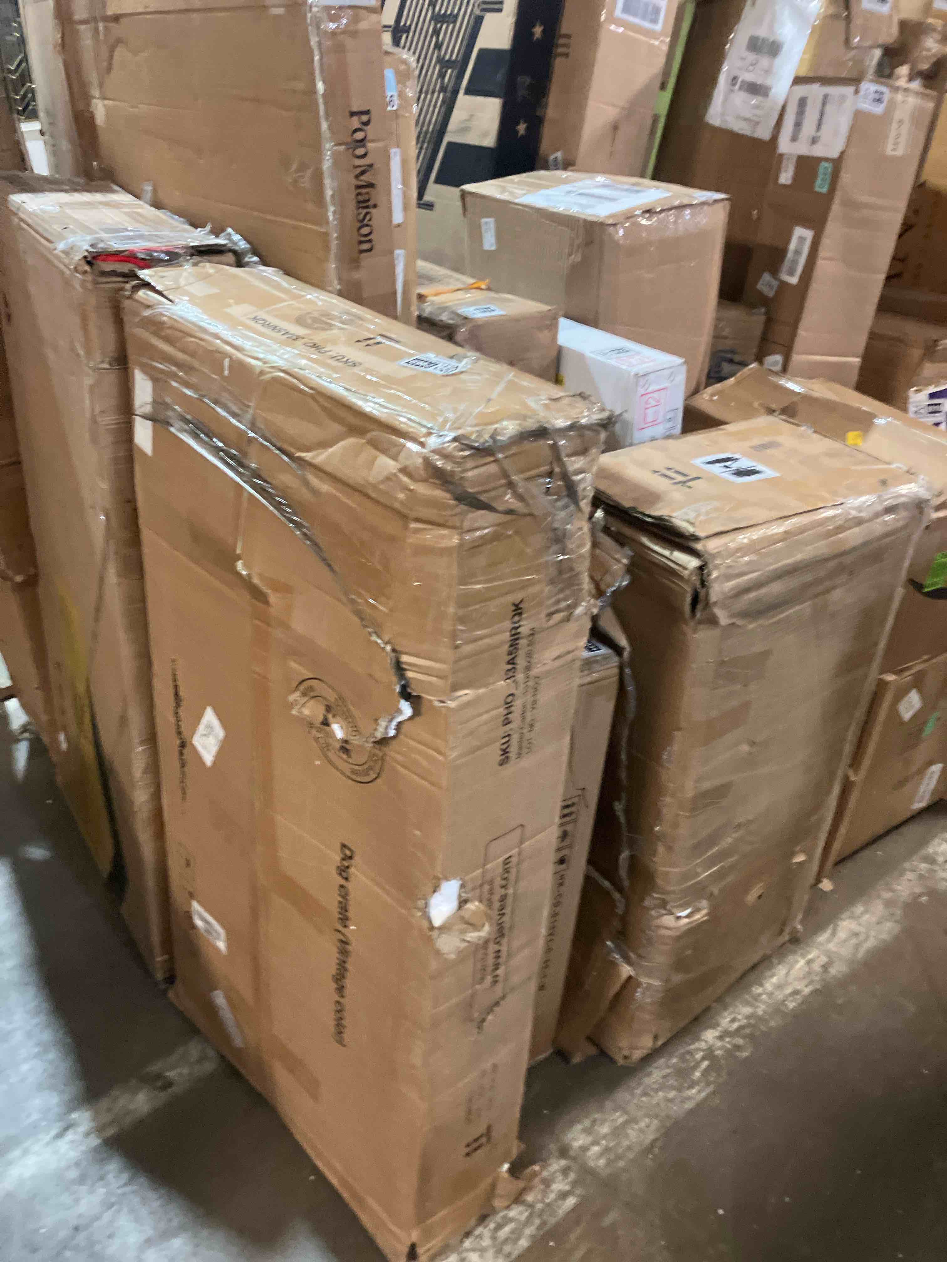 https://s3.amazonaws.com/lotting-images-prod/phillipi/GRA3638032_1760032701013.jpeg