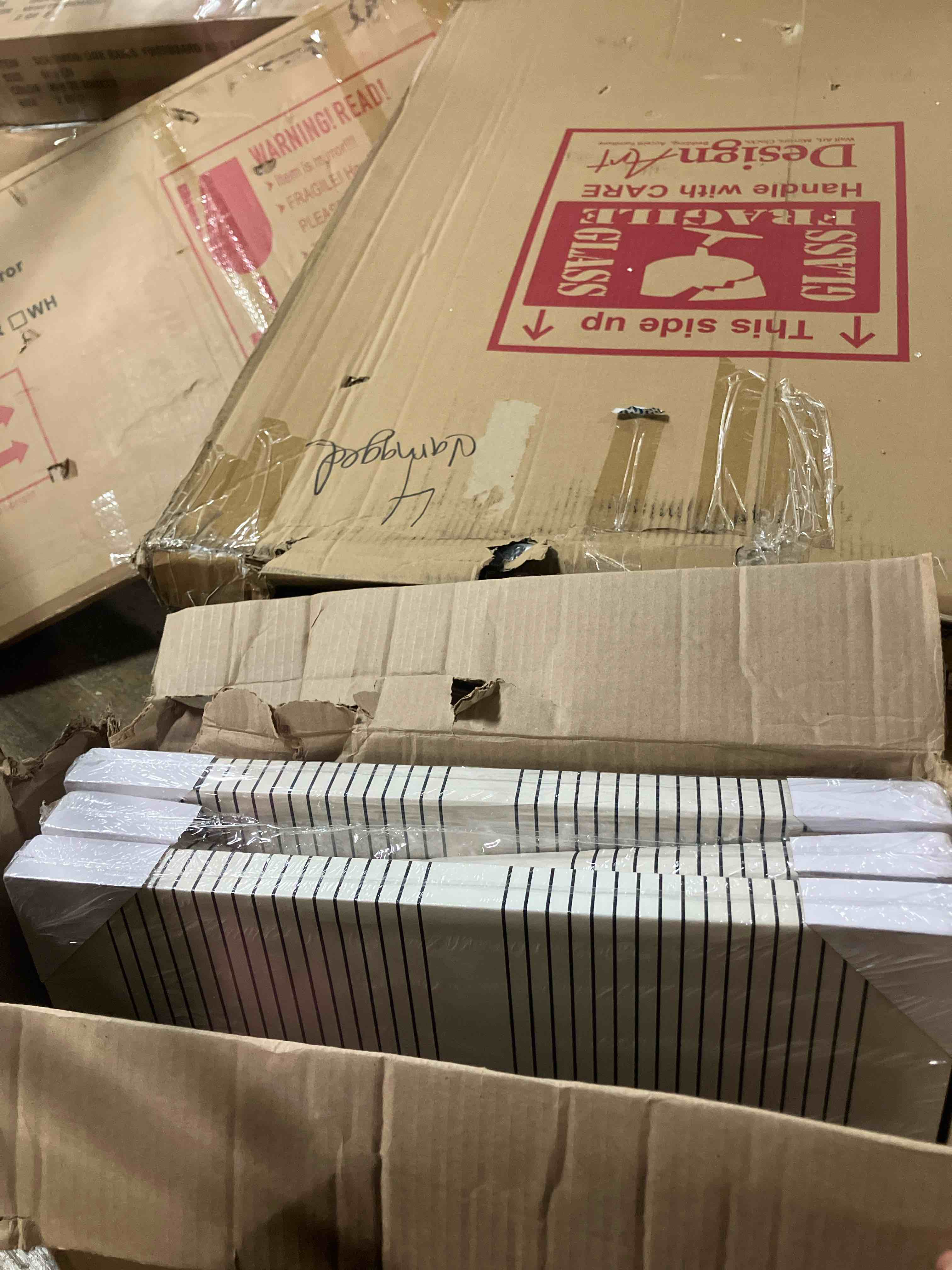 https://s3.amazonaws.com/lotting-images-prod/phillipi/GRA3638115_1759958446611.jpeg