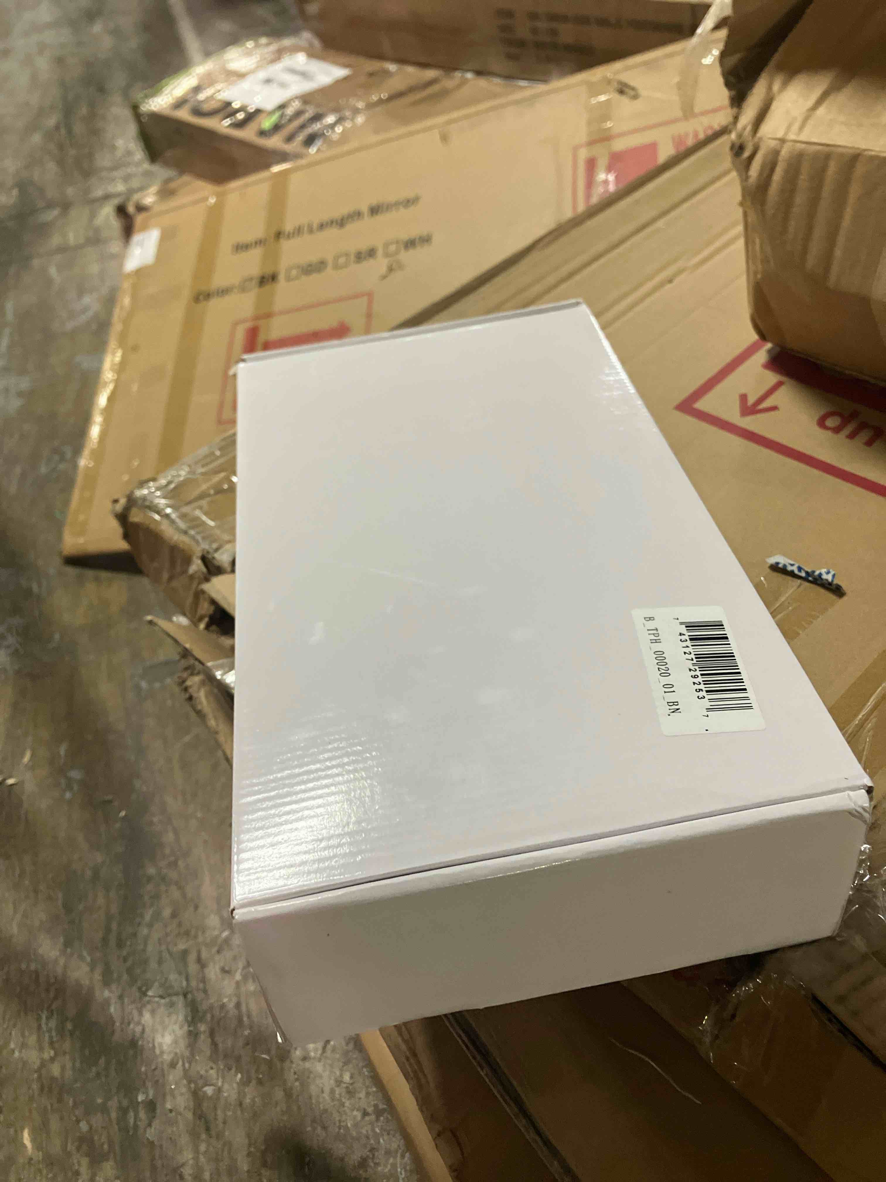 https://s3.amazonaws.com/lotting-images-prod/phillipi/GRA3638116_1759958683548.jpeg