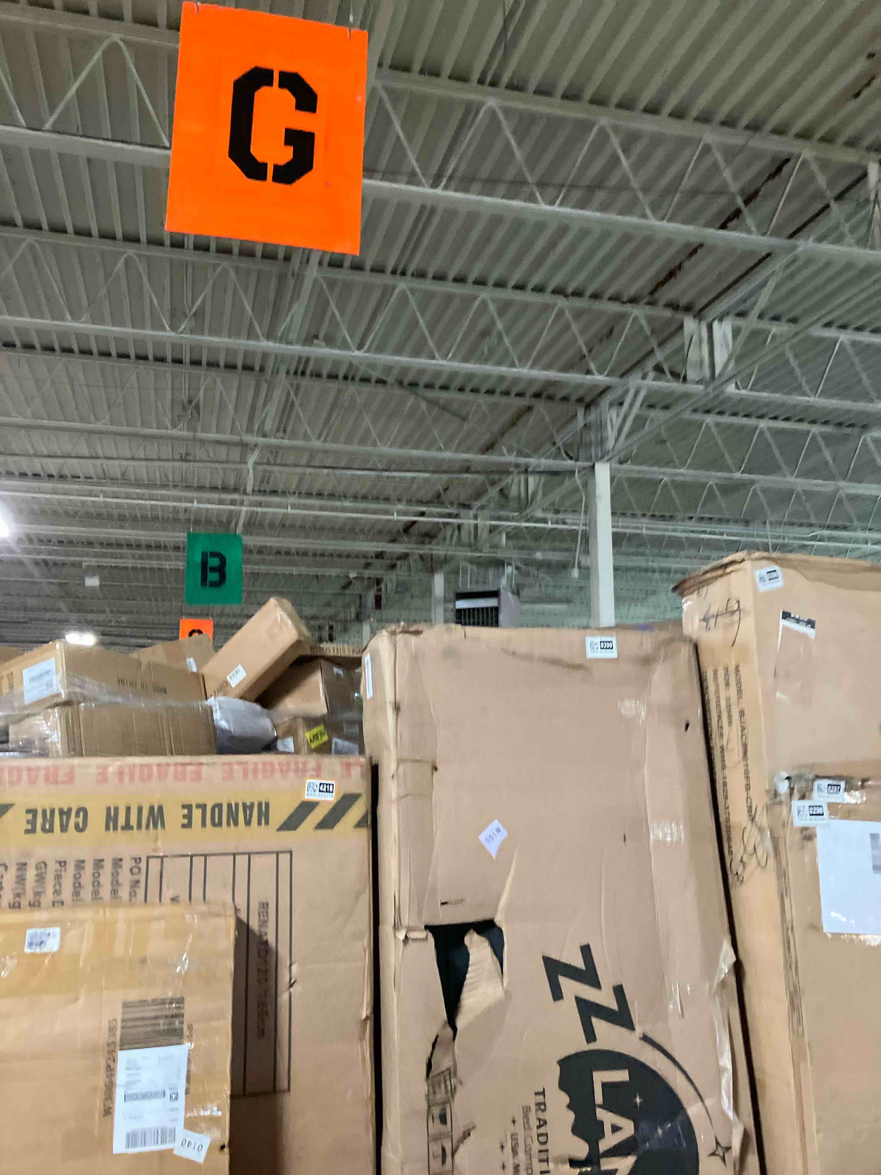 https://s3.amazonaws.com/lotting-images-prod/phillipi/GRA3638299_1761053991671.jpeg