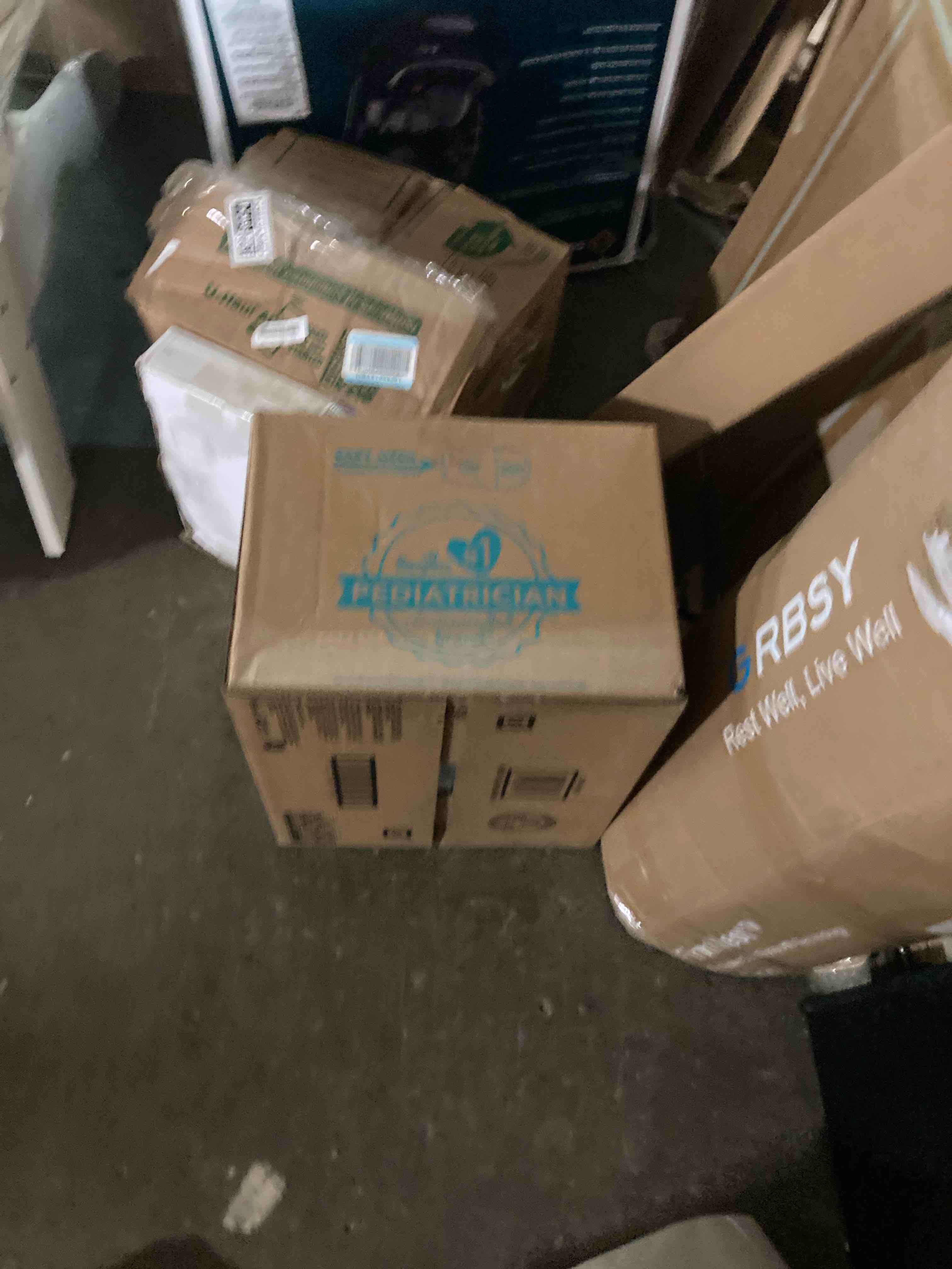 Condition photo showing New/Like New for Pampers Diapers - Cruisers 360 - Size 3, 168 Count, Babyproof, up to 100% Leakproof Pull-On Diaper (Packaging May Vary) Size 3 168