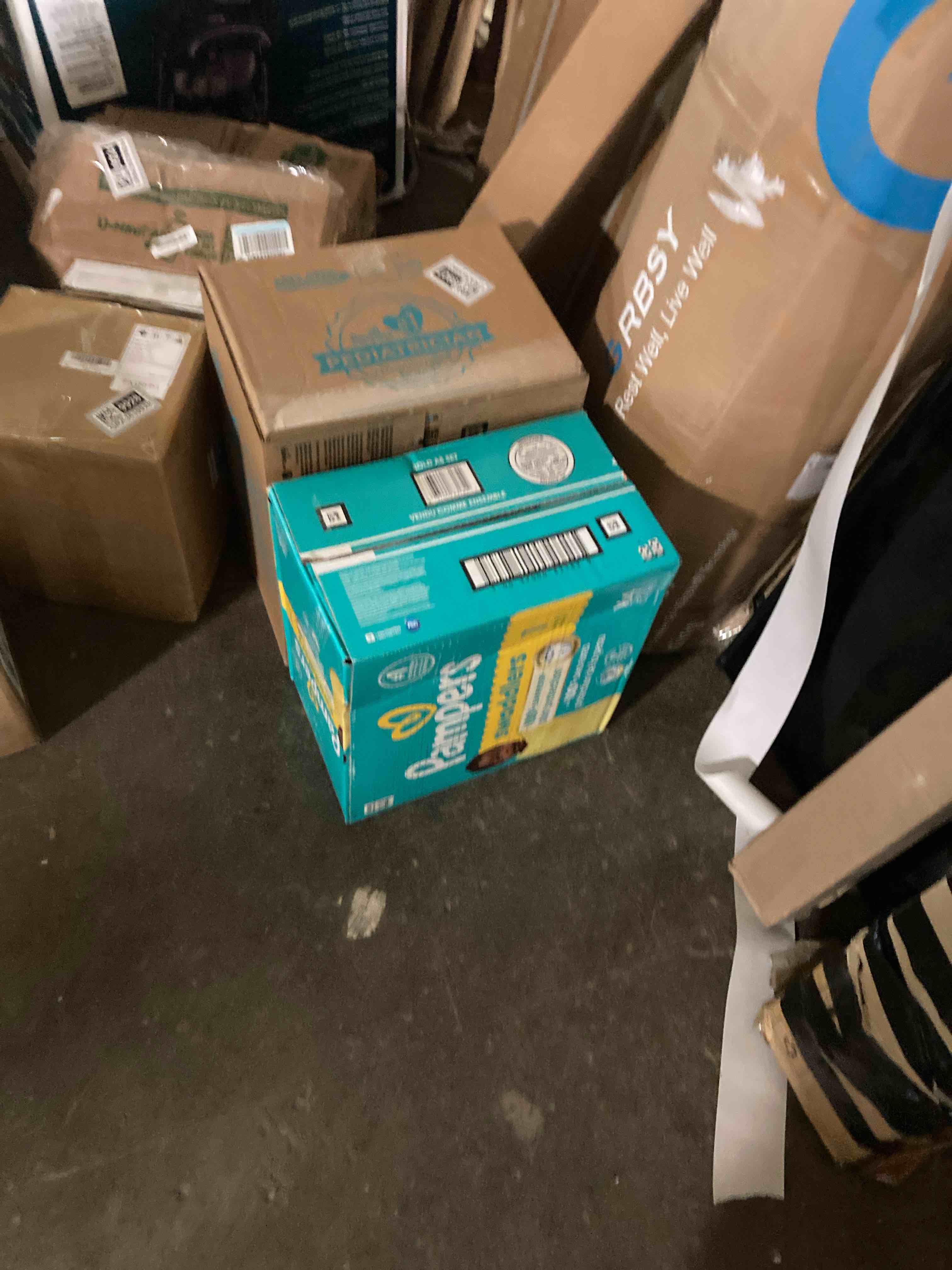 Condition photo showing New/Like New for Pampers Swaddlers Diapers, Size 1 (8-14 lbs), 164 Count, Absorbent, Keeps Baby Dry and Comfortable, Skin Safe Disposable Baby Diaper (Packaging May Vary) Size 1 164