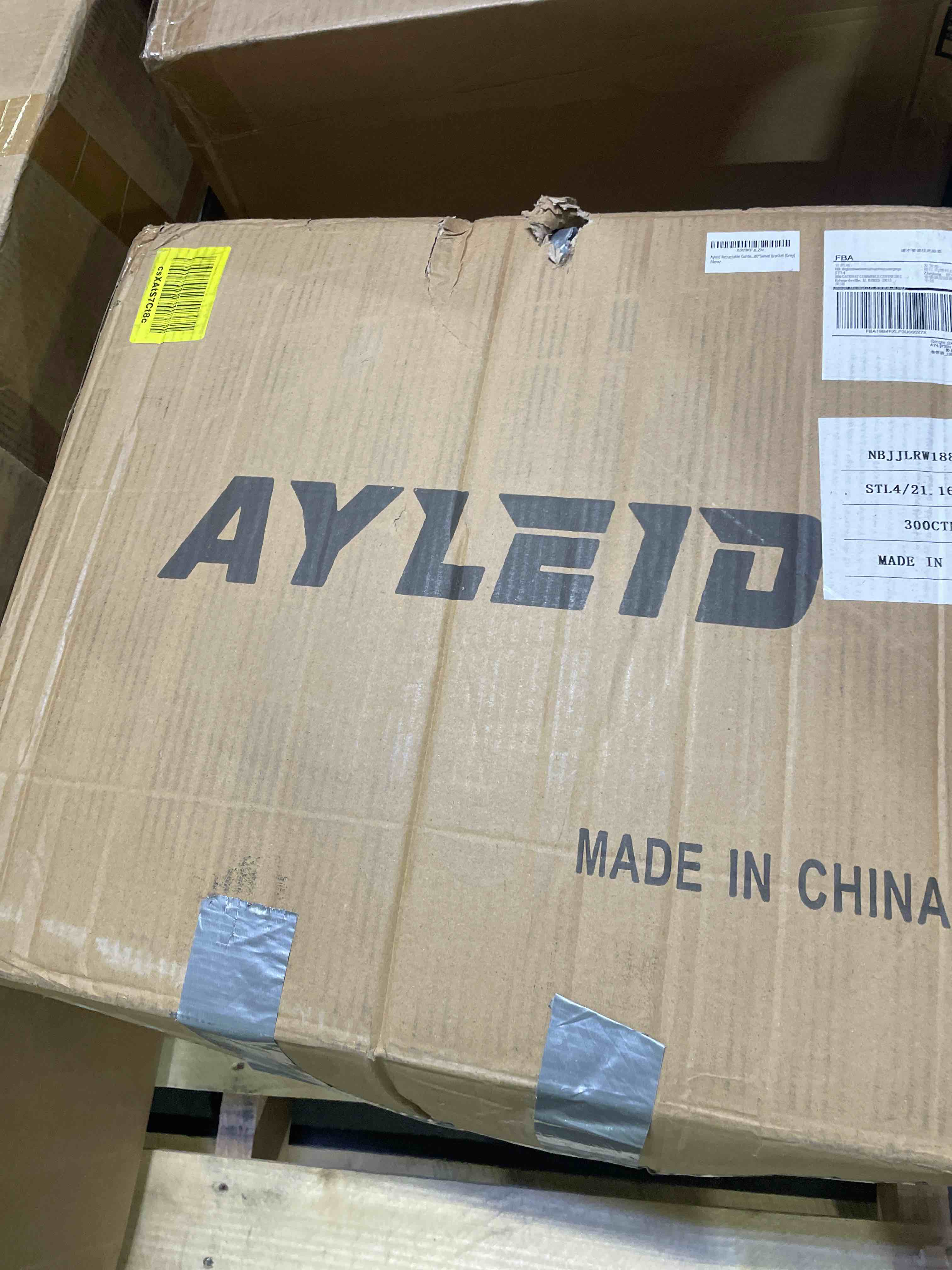 Condition photo showing New/Like New for ayleid retractable garden hose reel,1/2 in x 130 ft wall mounted hose reel, with 9- function sprayer nozzle, any length lock/slow return system/wall mounted/180°swivel bracket (gray) 130ft light gray