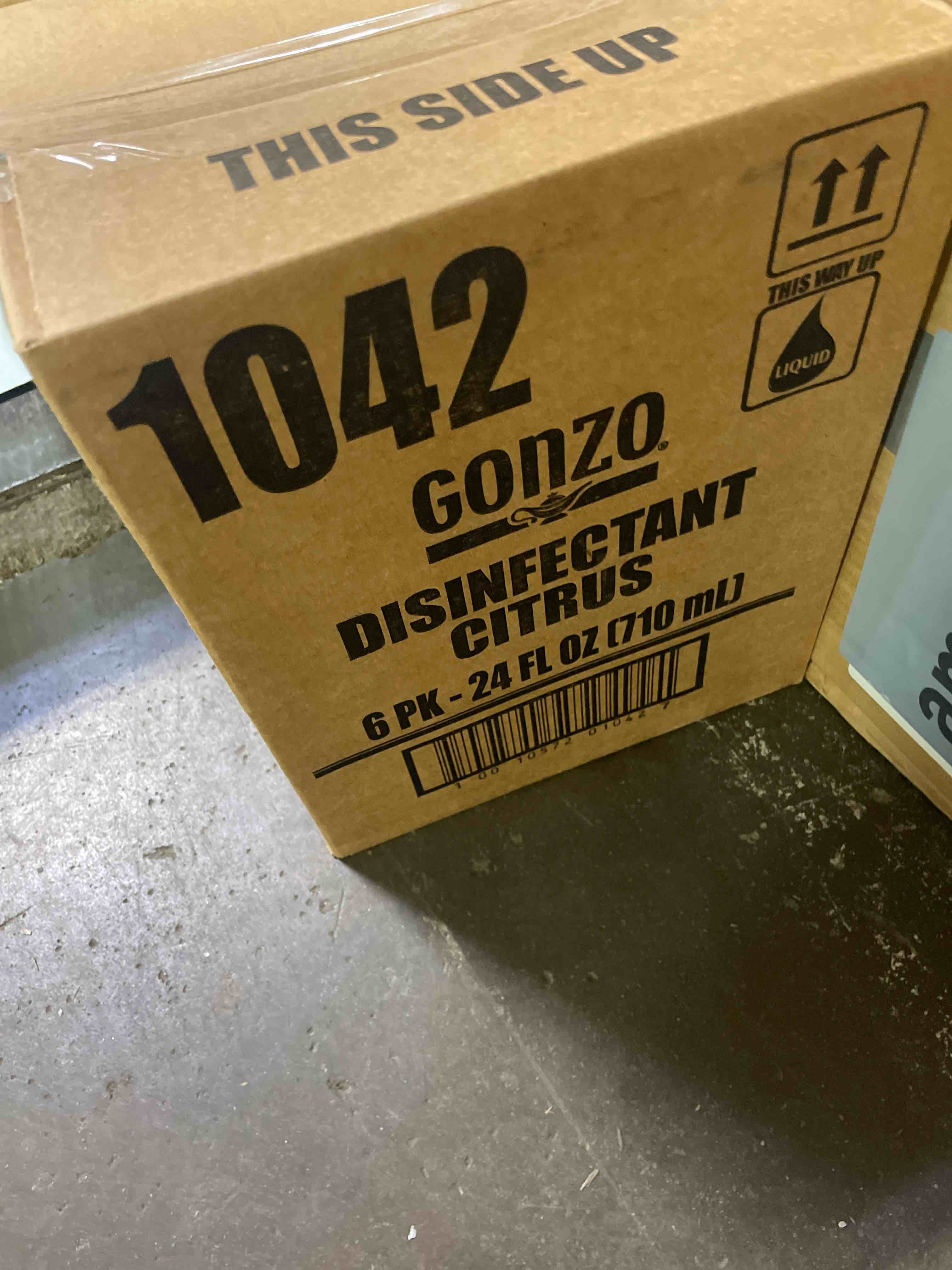 Condition photo showing New/Like New for weiman gonzo desinfectant citrus 24fl + free microfiber cleaning cloth (6 pack)