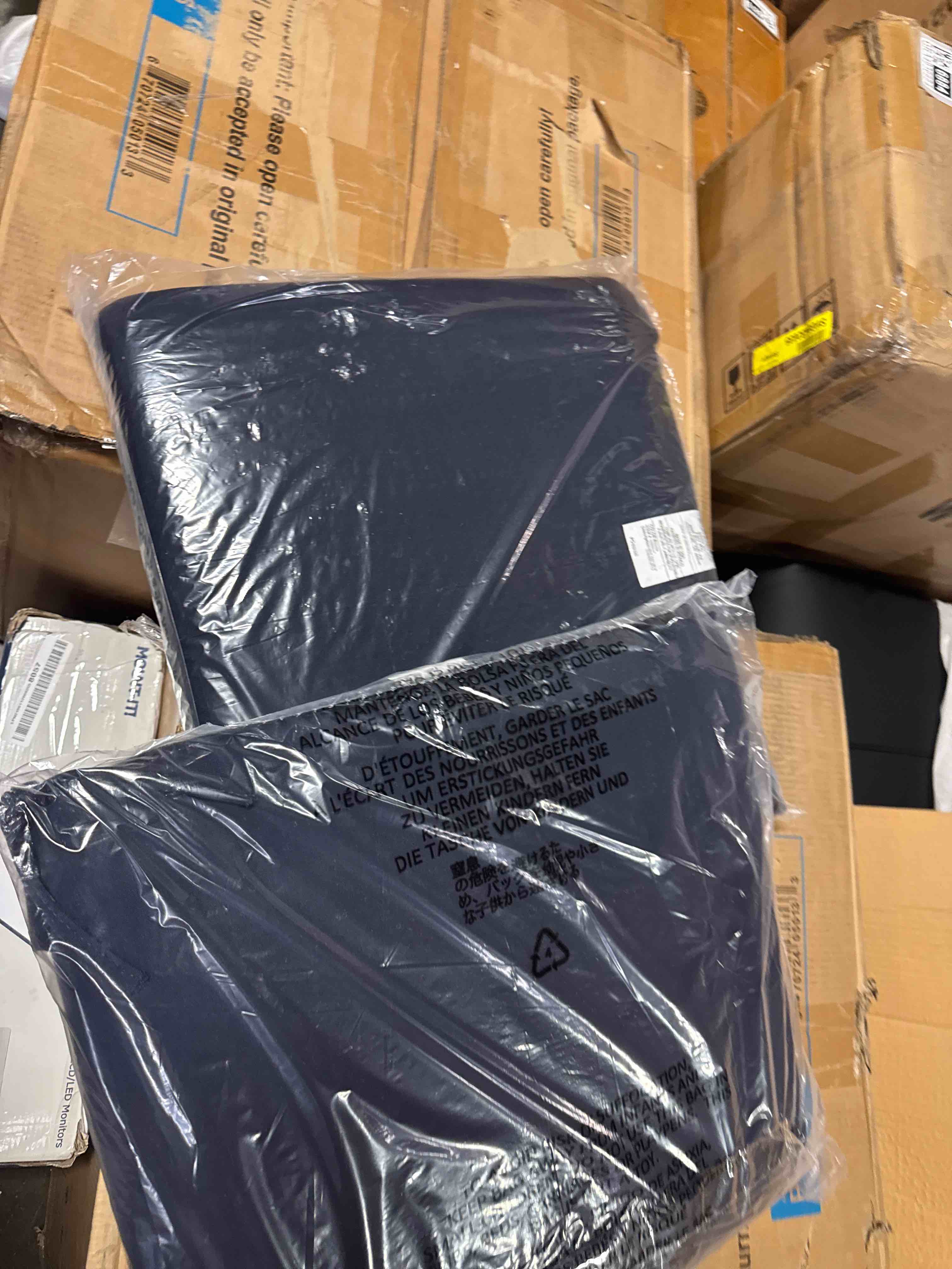 Condition photo showing New/Like New for honeycomb outdoor cushion set 20" x 20", textured solid indigo blue dining patio cushions(similar)