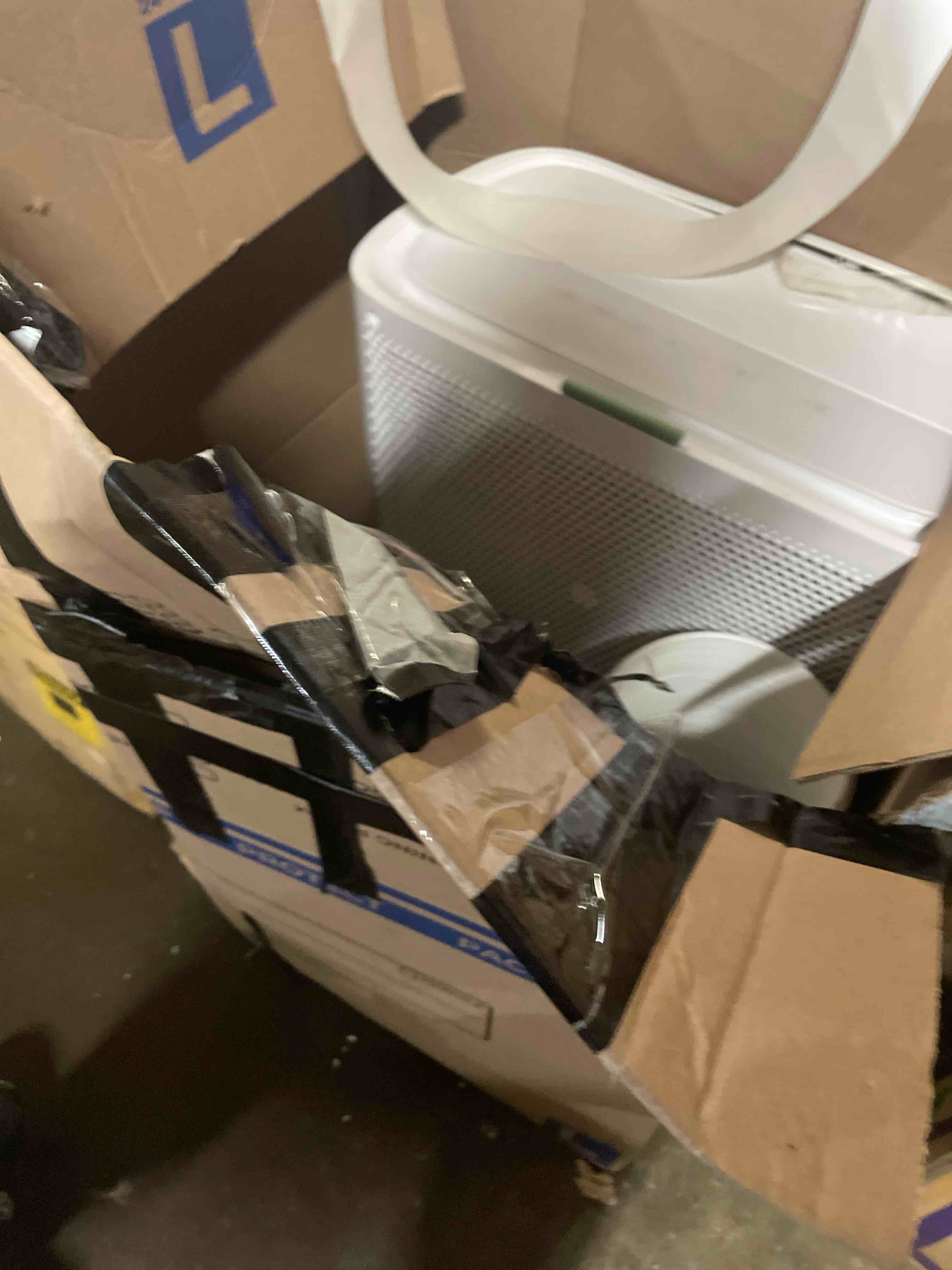 Condition photo showing Good Condition for tehanld 12000 btu portable air conditioner, 4-in-1 cooling ac unit for rooms up to 550 sq.ft, with dehumidifier, fan, sleep mode, 24h timer, remote & window kit, ideal for large room, office, garage (used, missing minor parts)