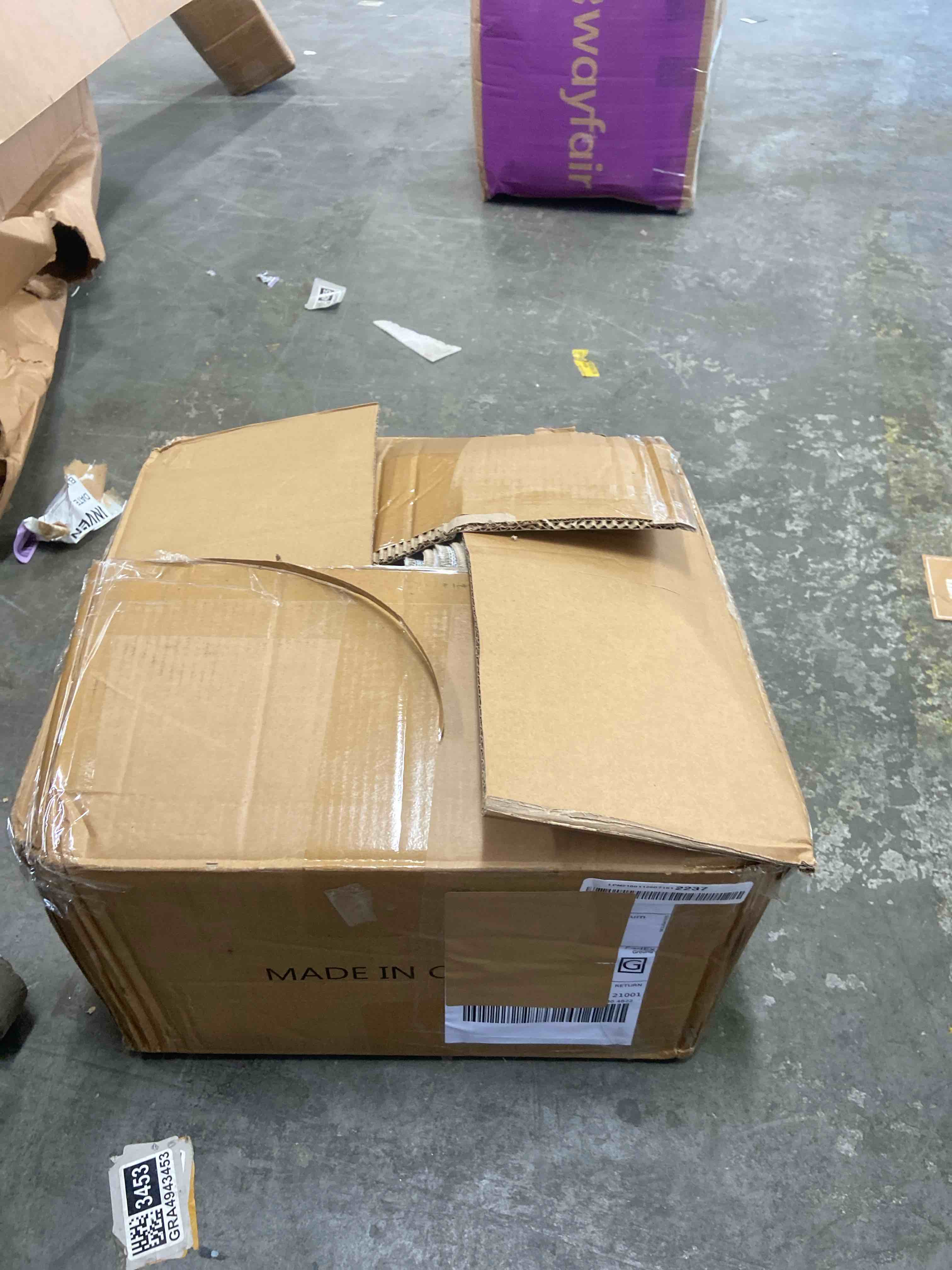 https://s3.amazonaws.com/lotting-images-prod/phillipi/GRA4938182_1784569424139.jpeg