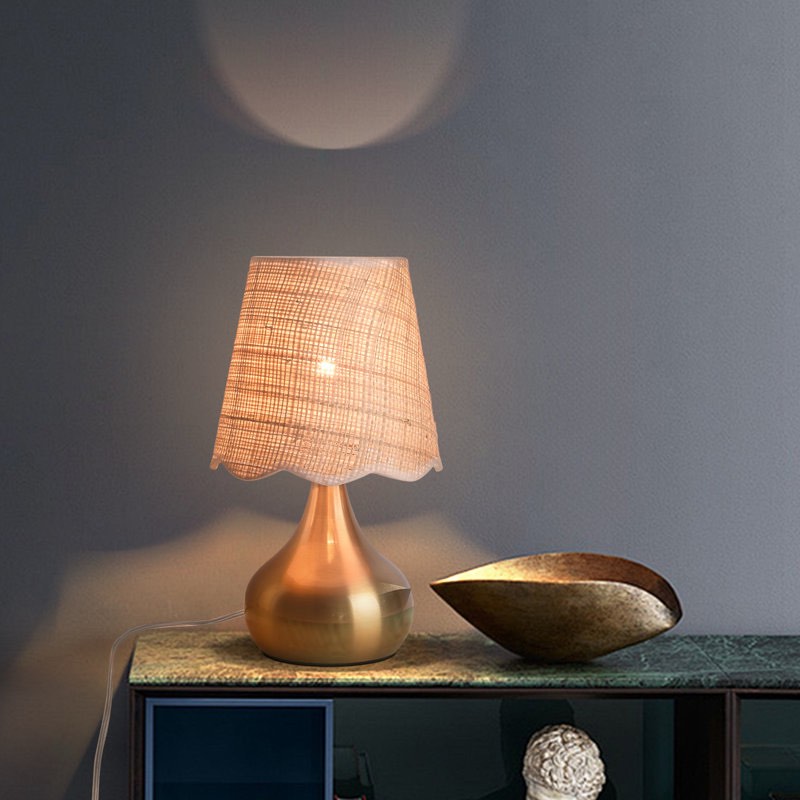austun small bedside table lamp base material: f