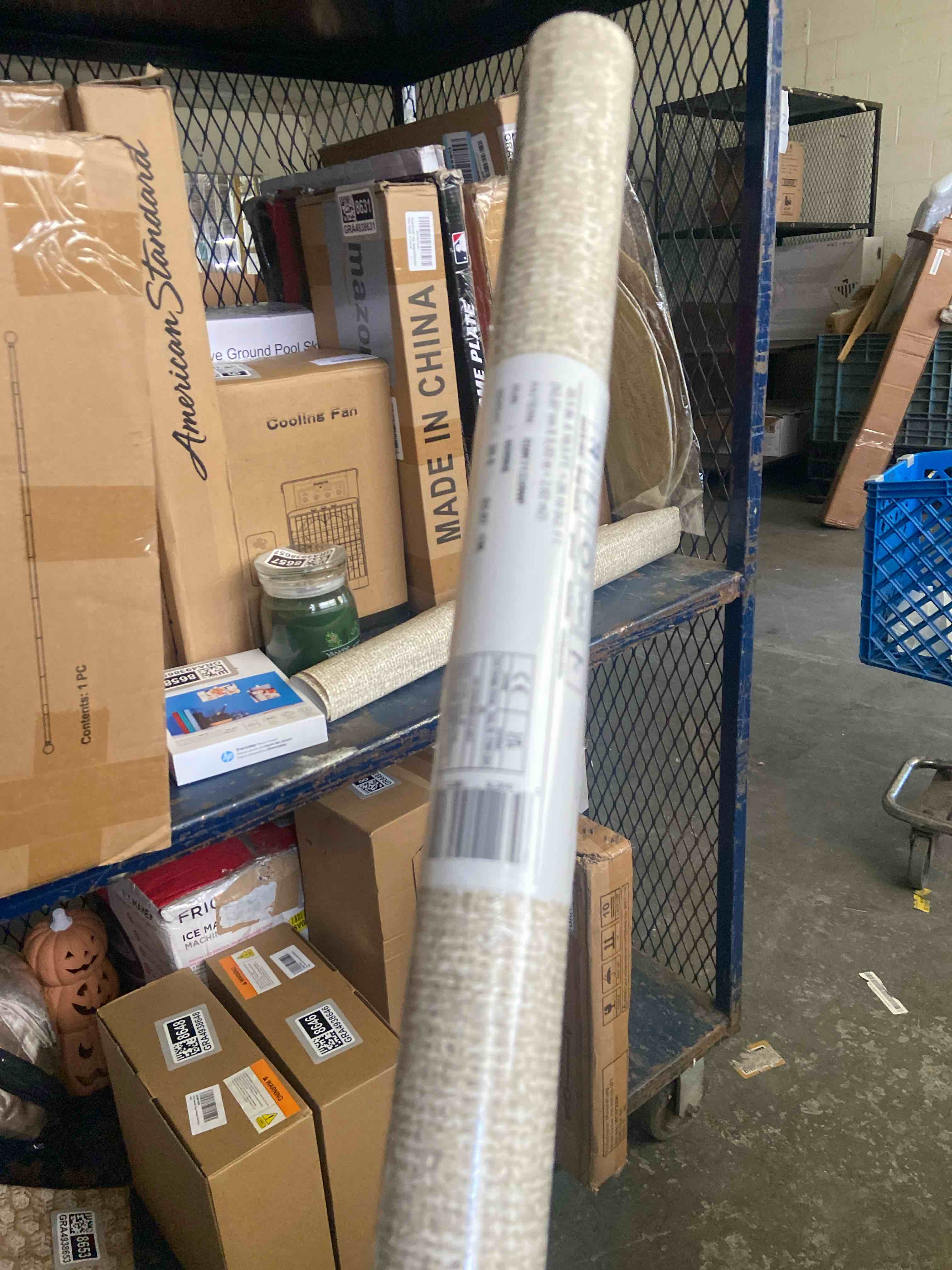 Condition photo showing New/Like New for roommates rmk11330wp brown faux tweed peel and stick wallpaper