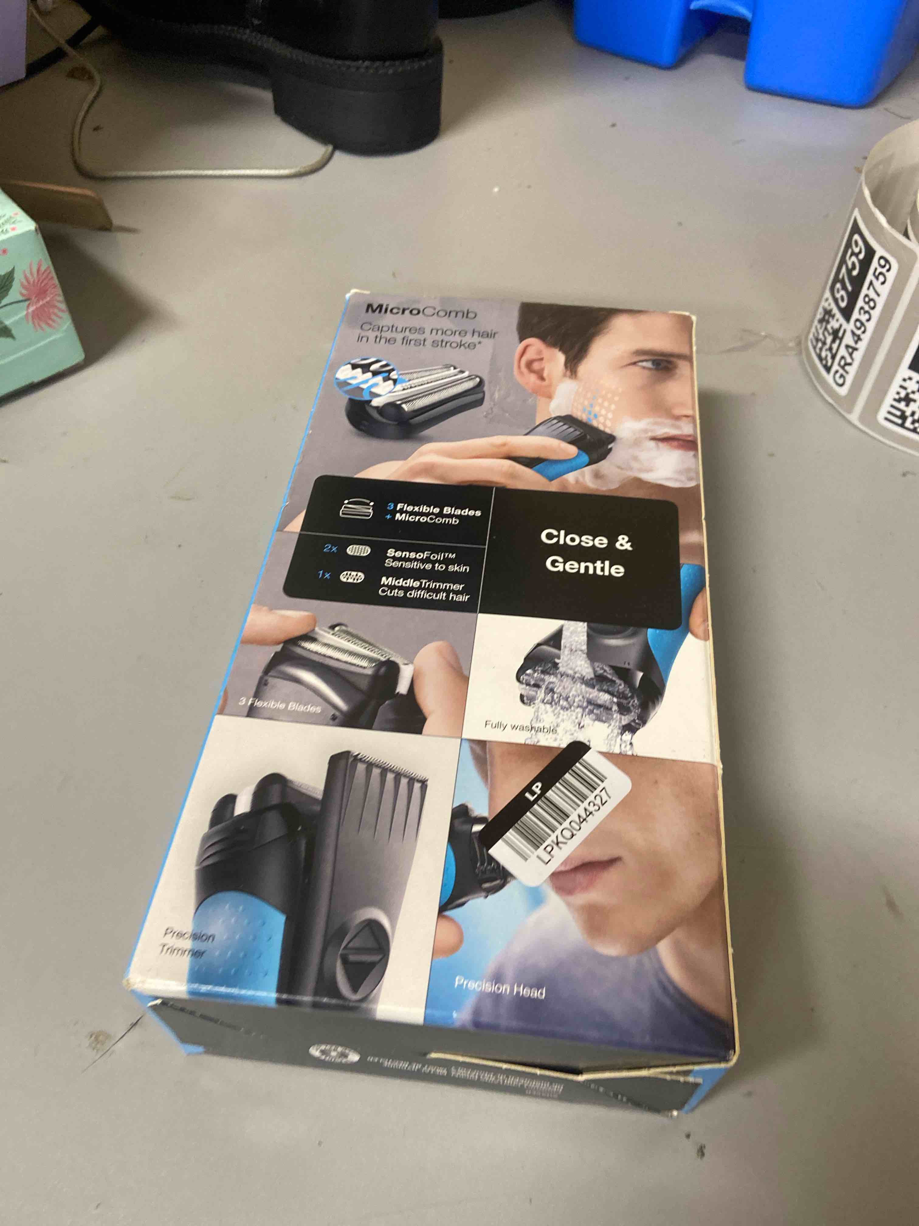 Condition photo showing New/Like New for braun series 3 proskin 3040s rechargeable wet dry men s electric shaver with precision trimmer