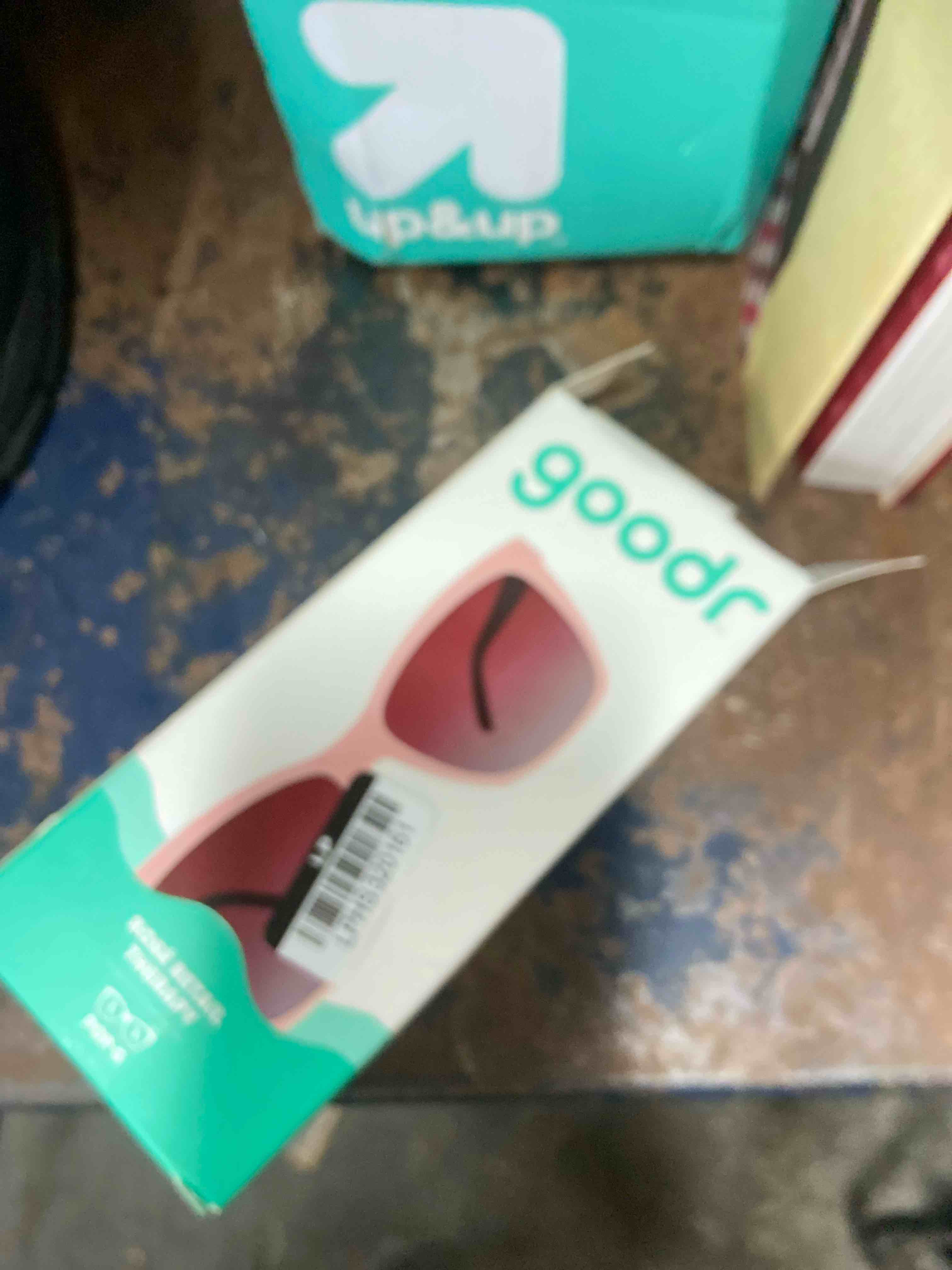 Condition photo showing New/Like New for goodr adult pop g rose retail therapy plastic rectangle sunglasses - pink
