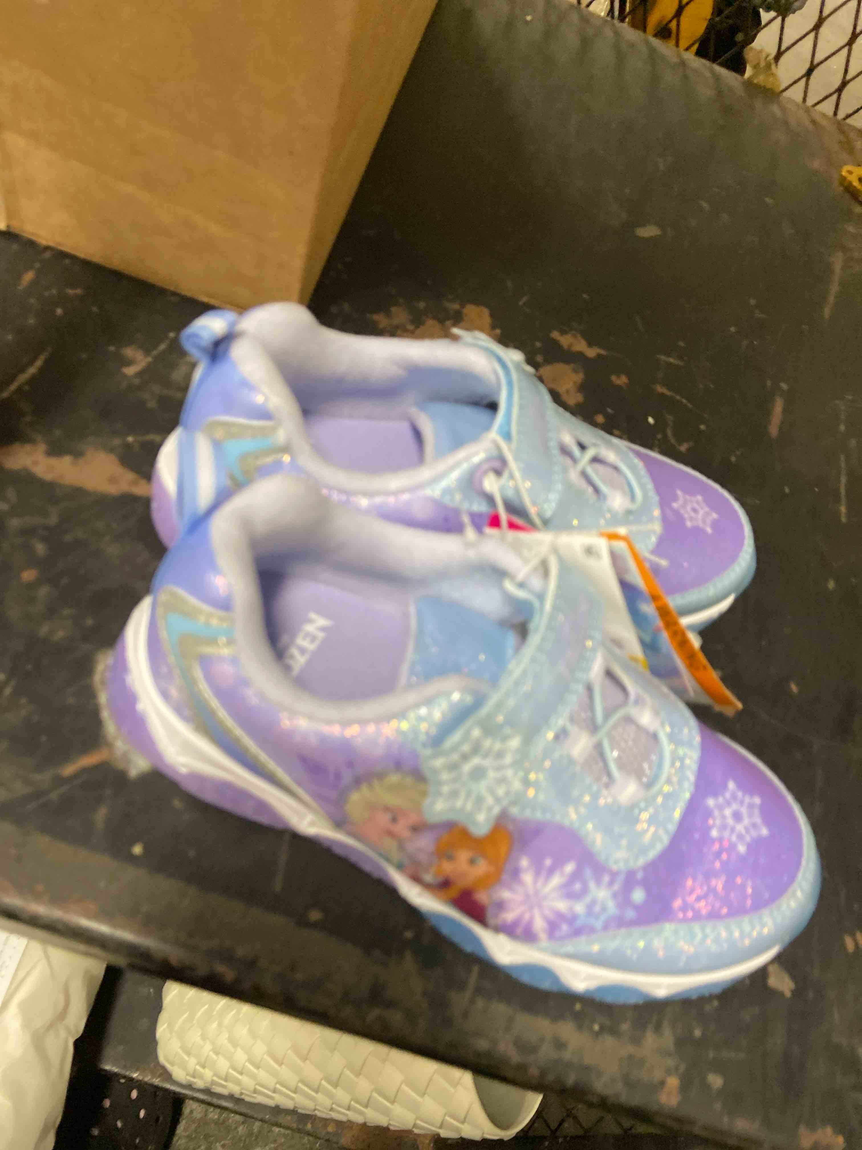 Condition photo showing New/Like New for disney frozen toddler girl's athletic sneakers light up blue/purple