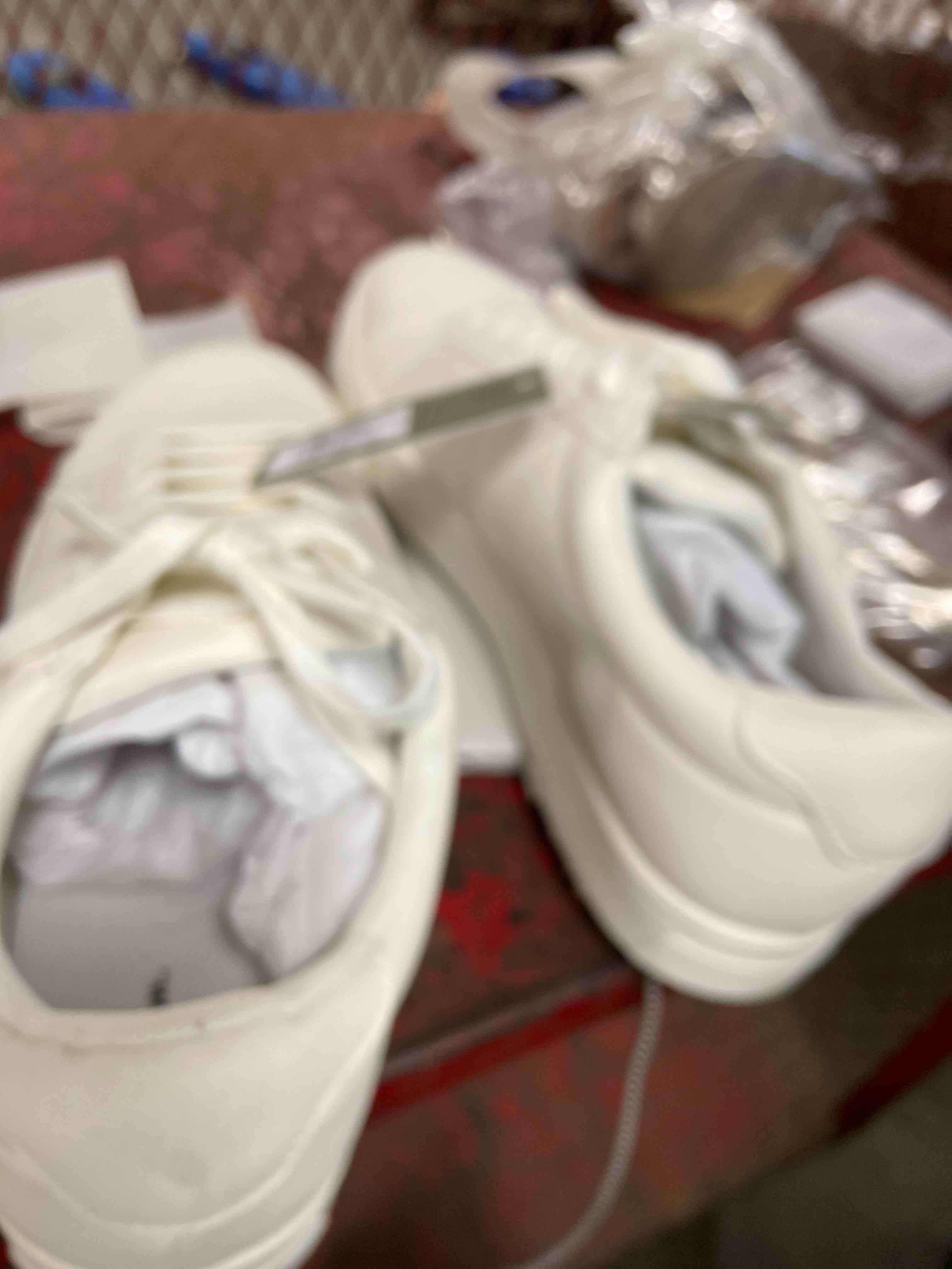 Condition photo showing New/Like New for men's cade court sneakers - goodfellow & co™ white 13