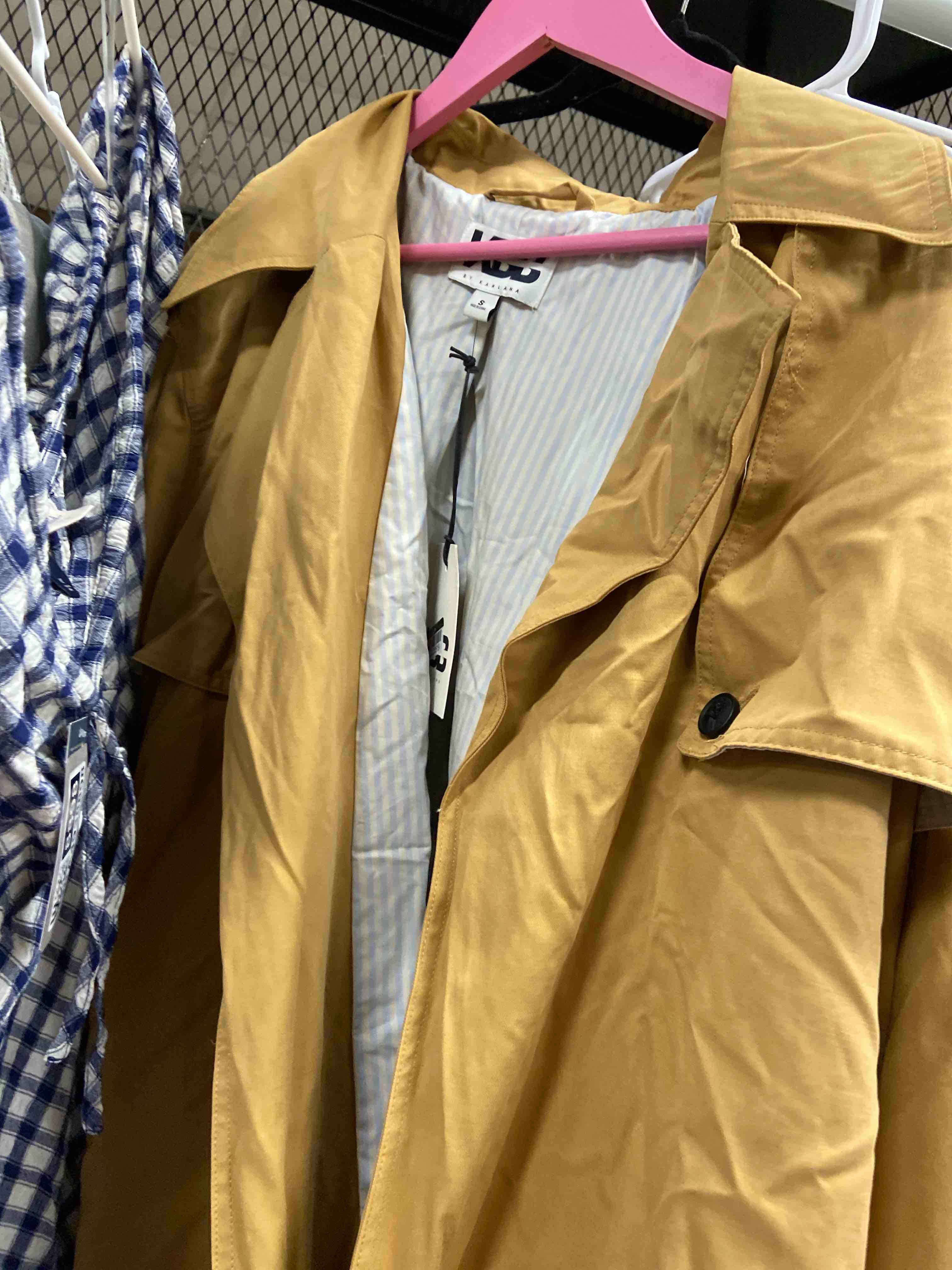 Condition photo showing New/Like New for kbb by kahlana women's 'the belted cropped trench jacket' - light brown s