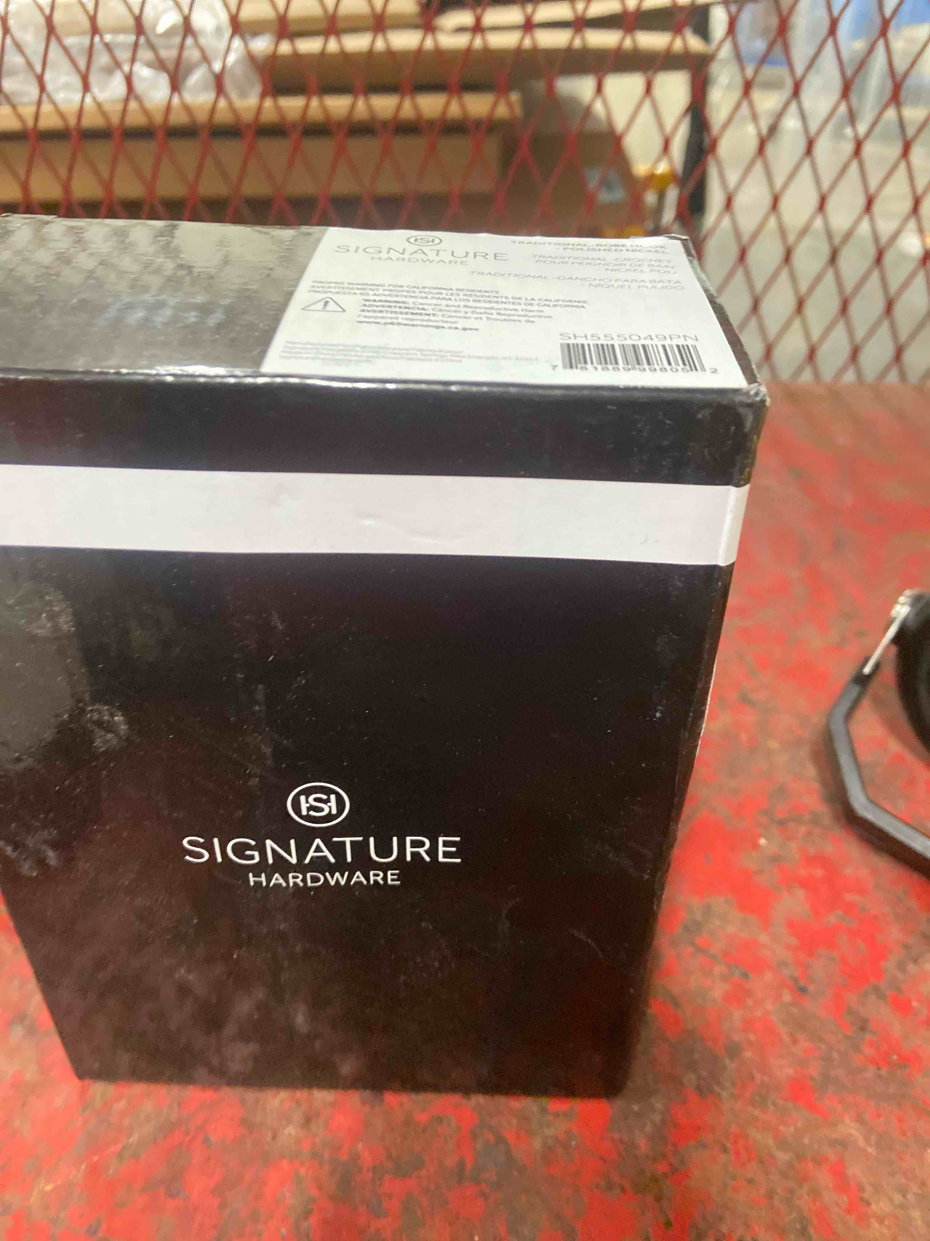 Condition photo showing New/Like New for signature hardware 955110 traditional robe hook