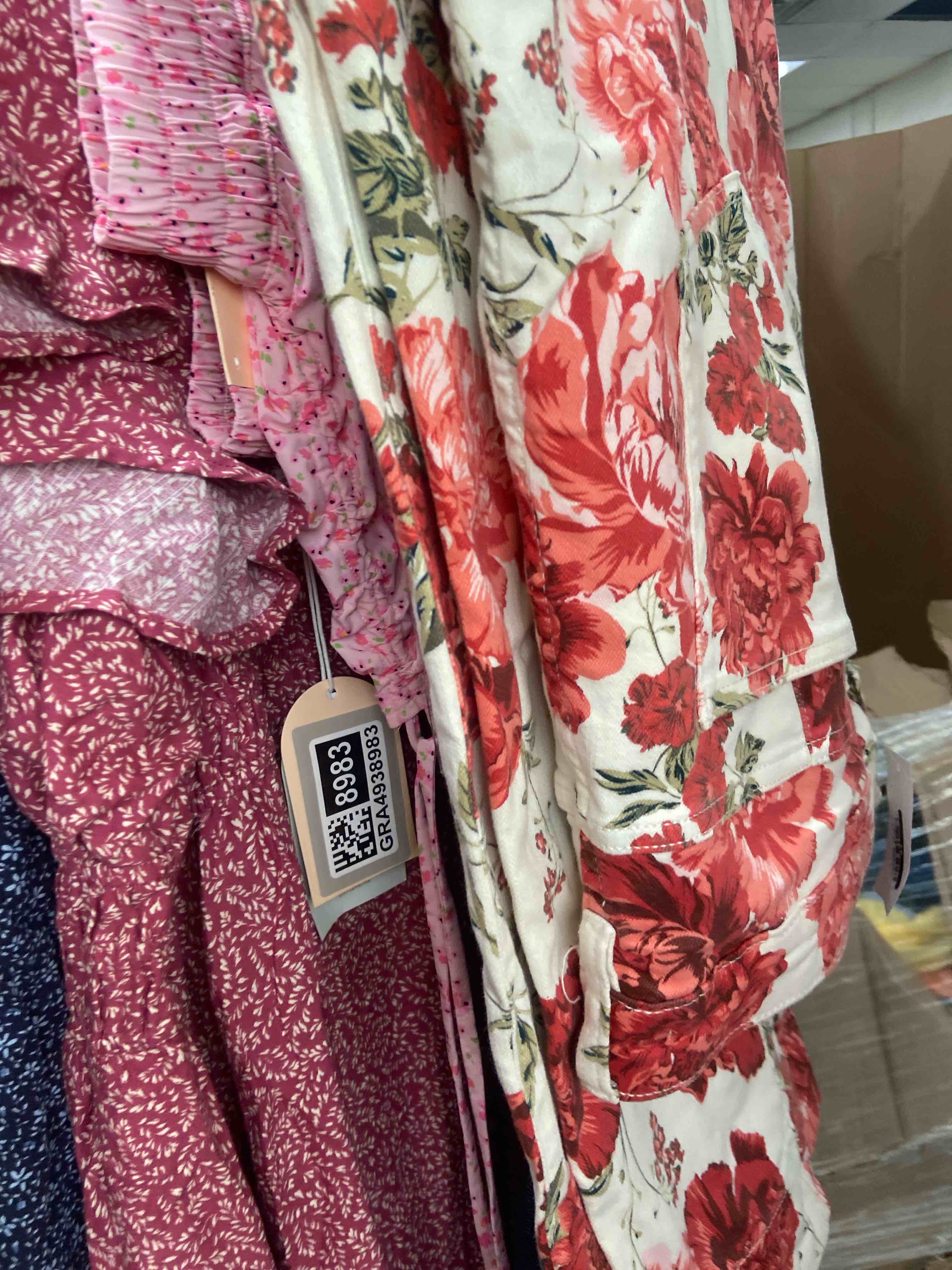 Condition photo showing New/Like New for women's high-rise straight leg jeans - ava & viv™ rose print 24