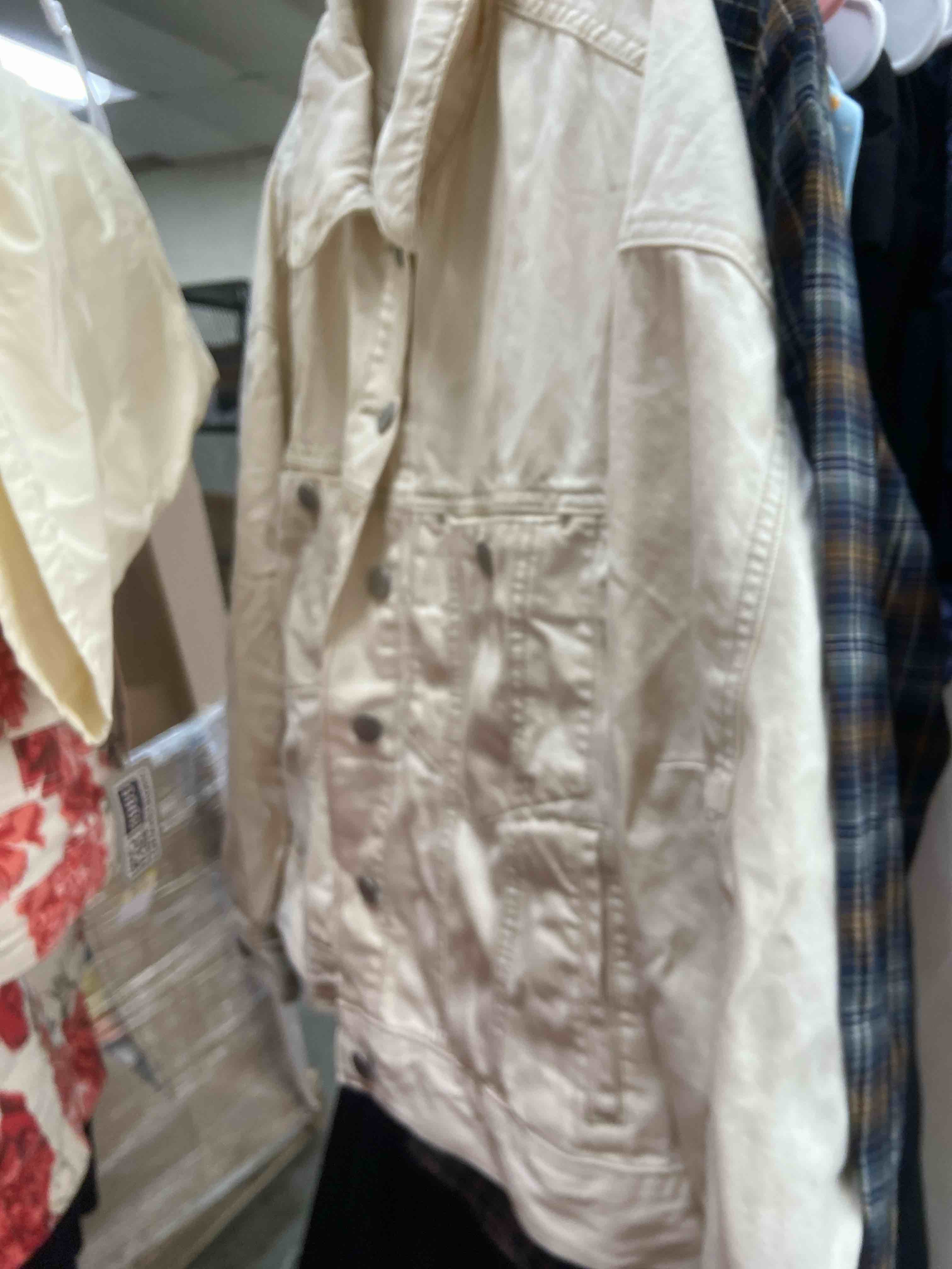 Condition photo showing New/Like New for women's relaxed trucker denim jacket - universal thread™ off-white 1x