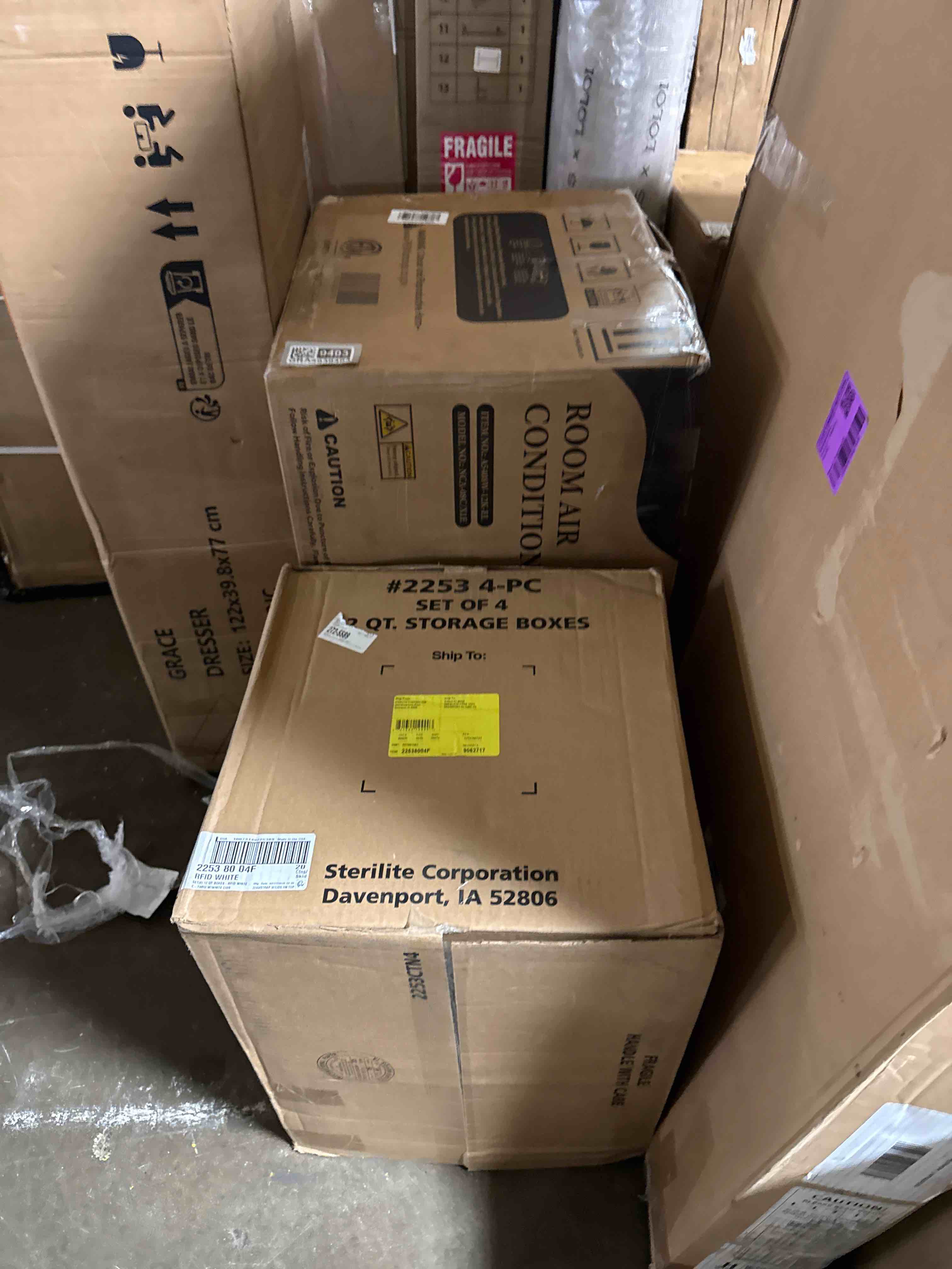 Condition photo showing New/Like New for sterilite set of (4) 12 quart storage boxes clear plastic storage bin with snap-on lid white