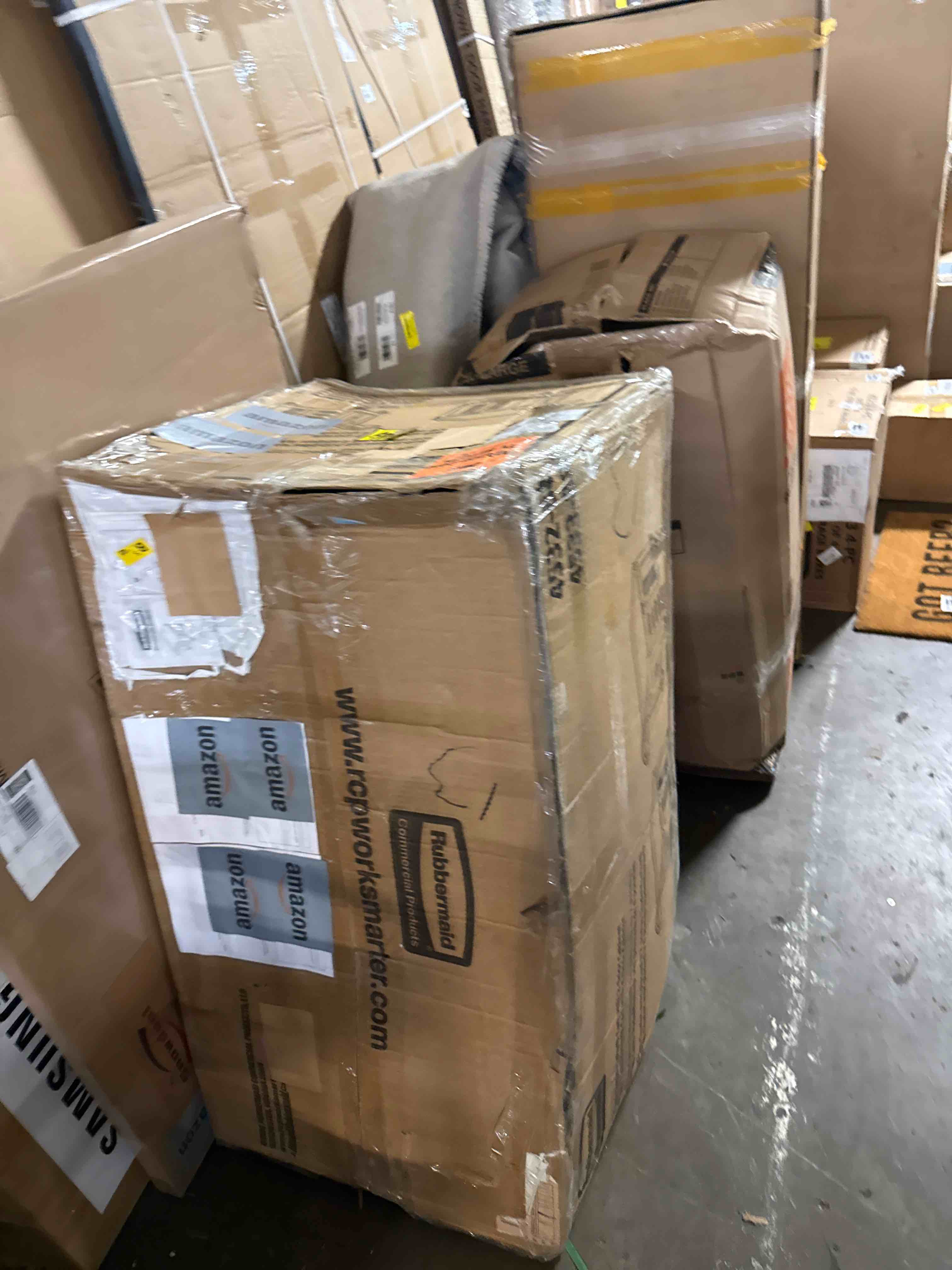Condition photo showing Good Condition for rubbermaid commercial products mobile cabinet workbench (used)