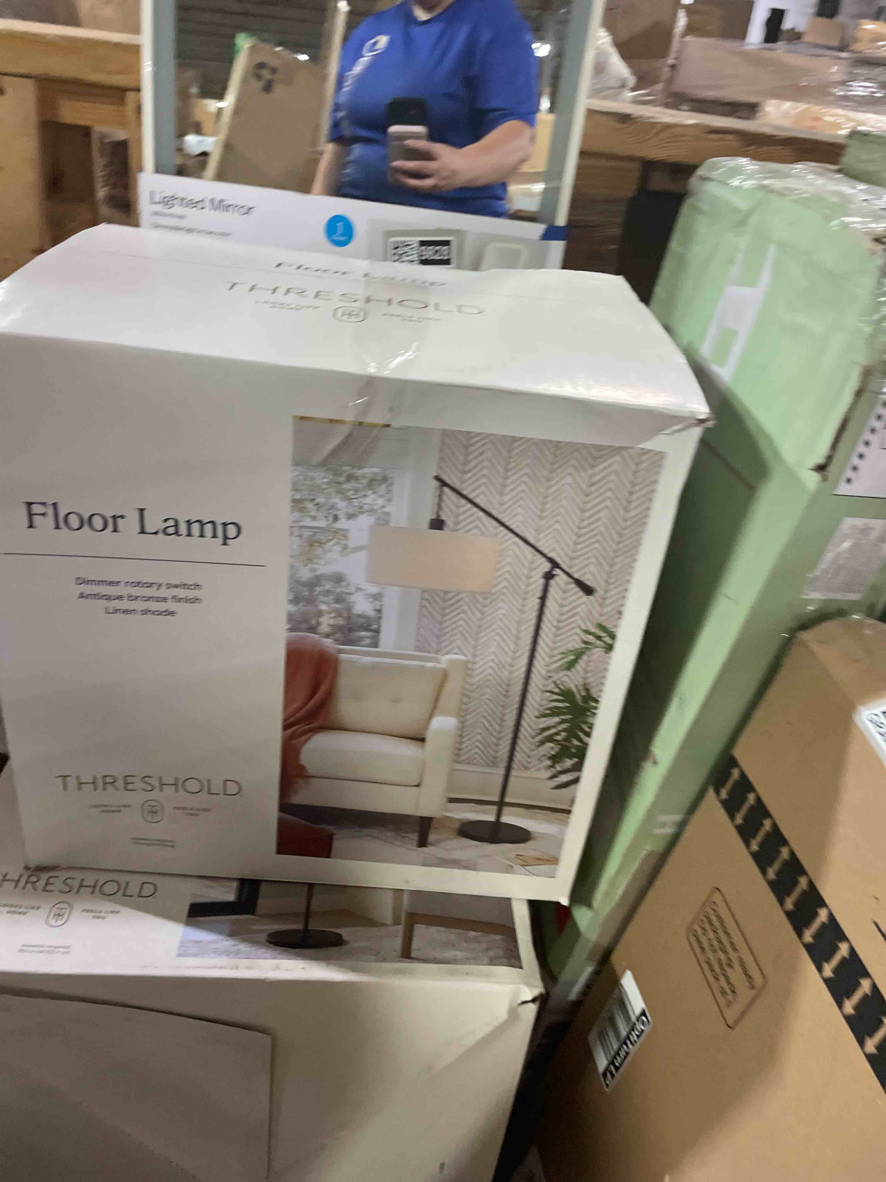 Condition photo showing New/Like New for arc floor lamp with remote control, led reading light for living room | height adjustable, 3000k-6500k color temperature, stepless dimming and memory function, standing lamp for bedroom and office black & white