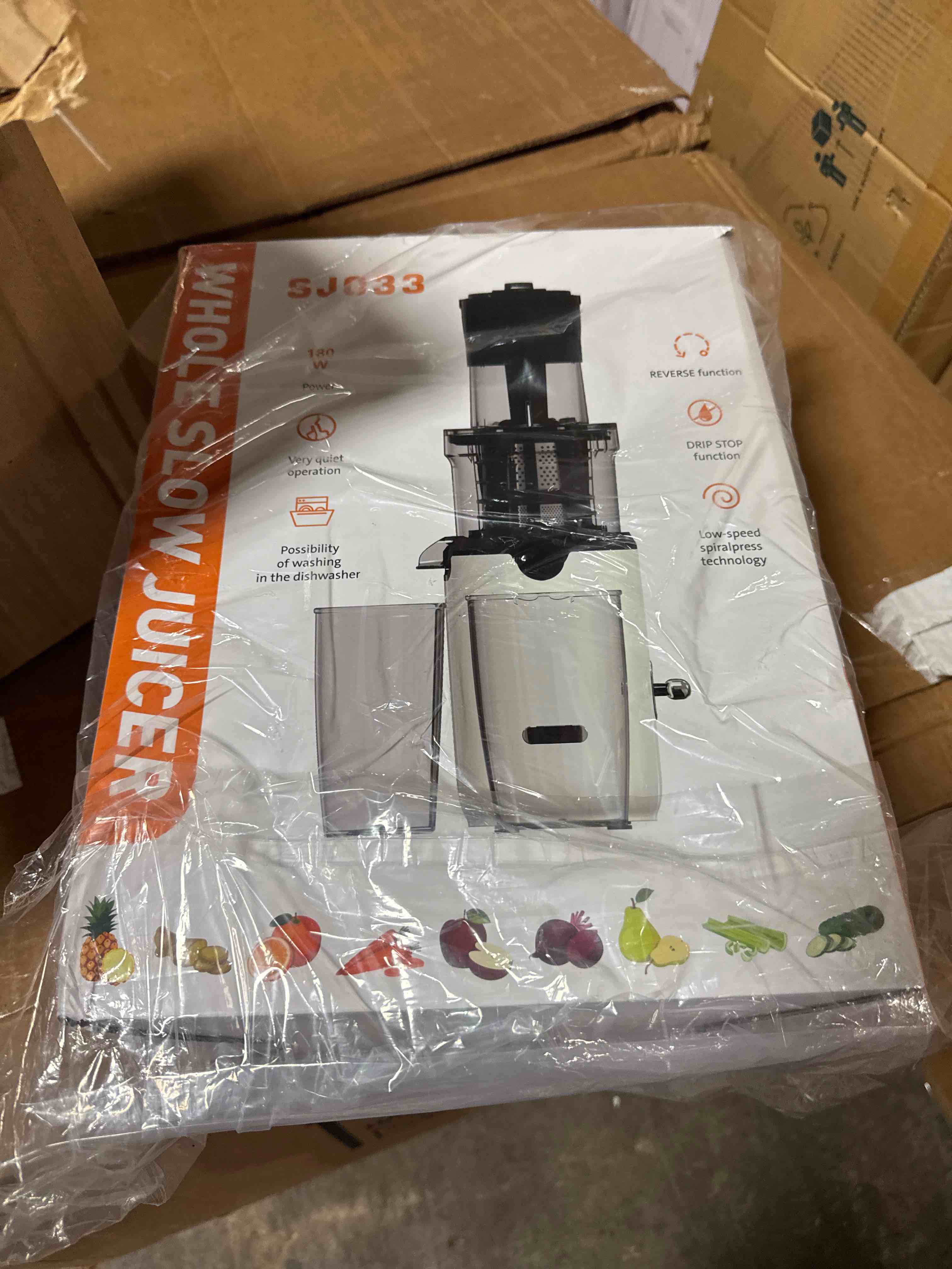 Condition photo showing New/Like New for shine kitchen co. sjx-1 easy cold press juicer with xl feed chute and compact body (white)