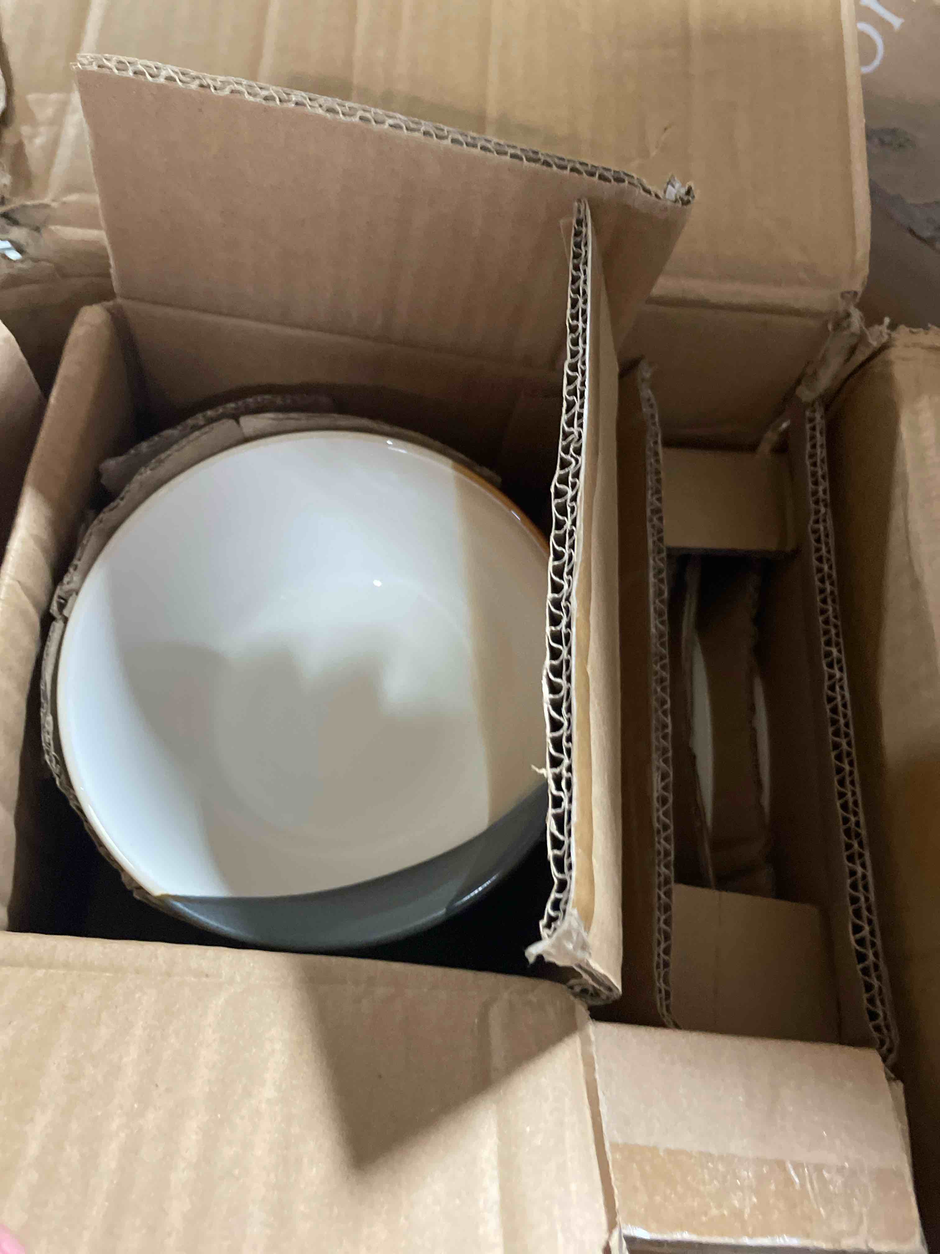 Condition photo showing Good Condition for (one plate broke )gourmet basics by mikasa caden dinnerware, 16 piece set, assorted