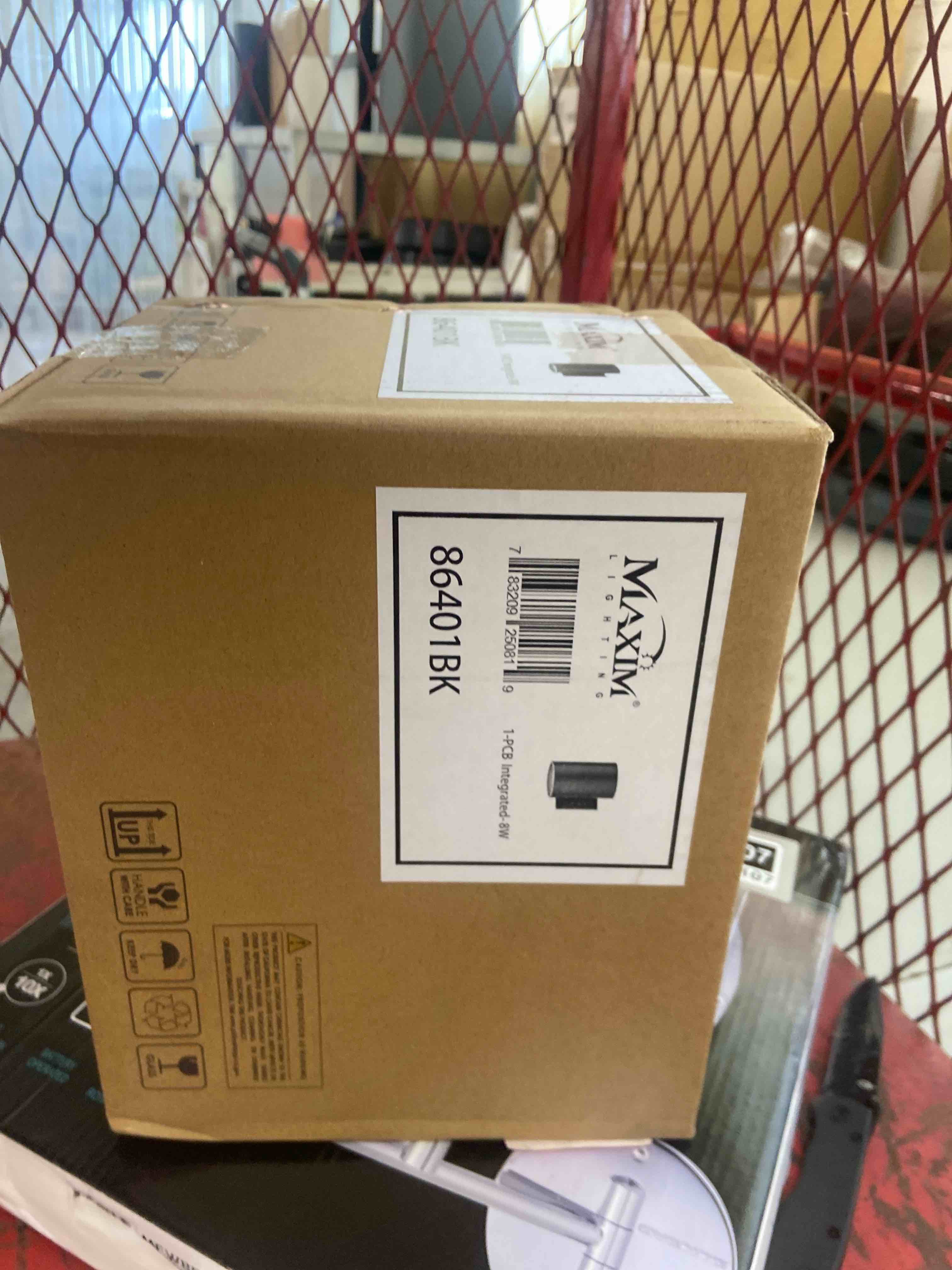 Condition photo showing New/Like New for maxim lighting - led outdoor wall mount - outdoor wall mount - outpost-10w 1 led