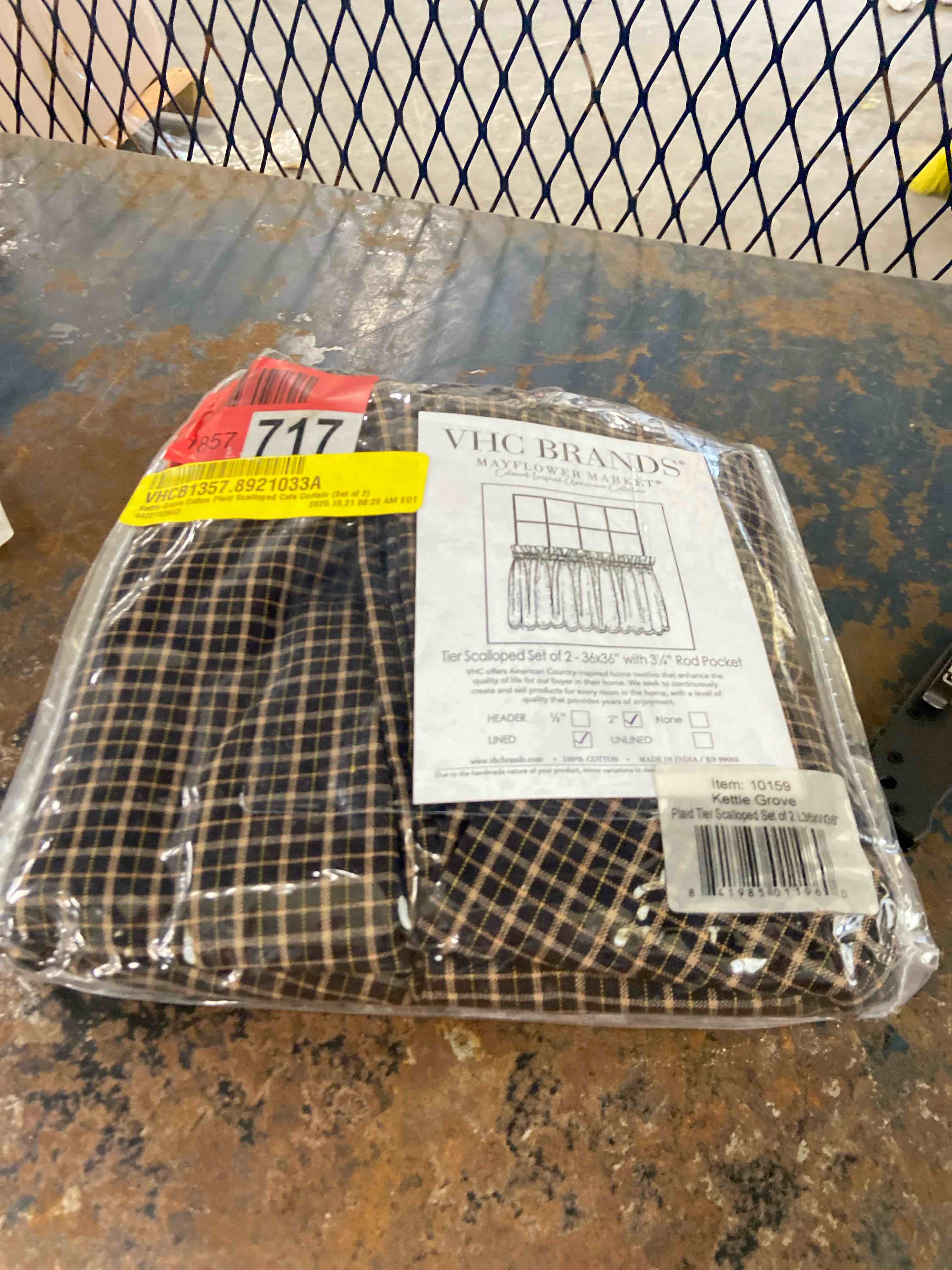 Condition photo showing New/Like New for vhc brands kettle grove plaid l36xw36 tier scalloped set of 2 black